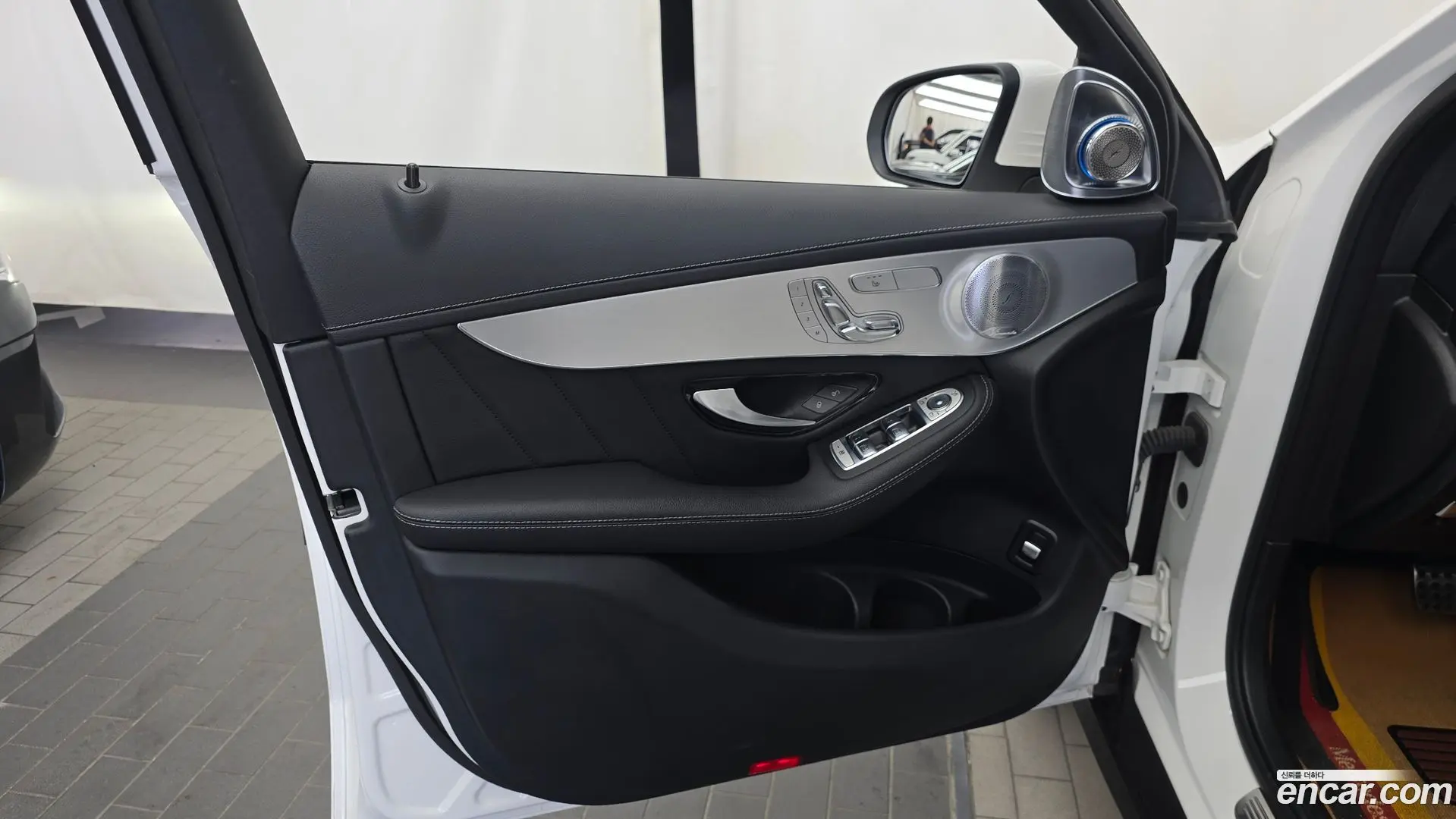 Mercedes-Benz GLC-Class GCL300 4MATIC Coupe