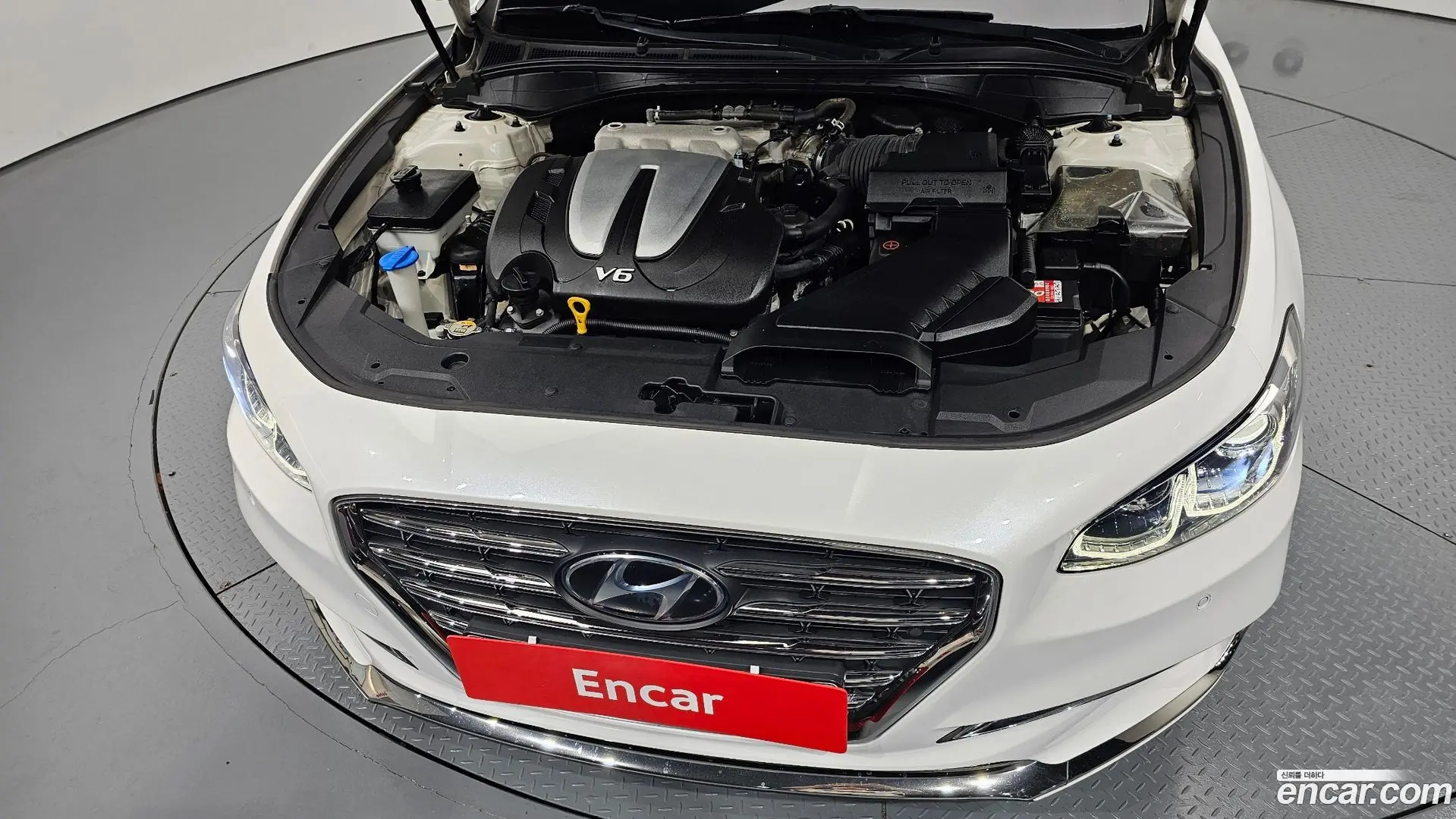 Hyundai Grandeur 3.0 LPi Modern (Rental Car)