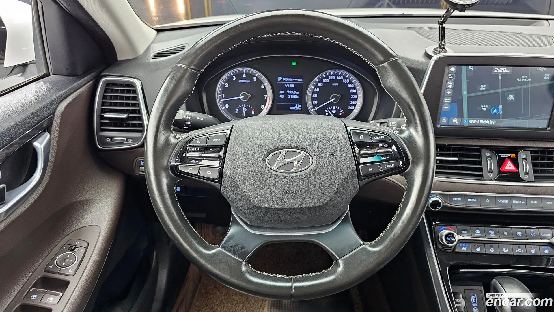 Hyundai Grandeur 3.0 LPi Modern (Rental Car)