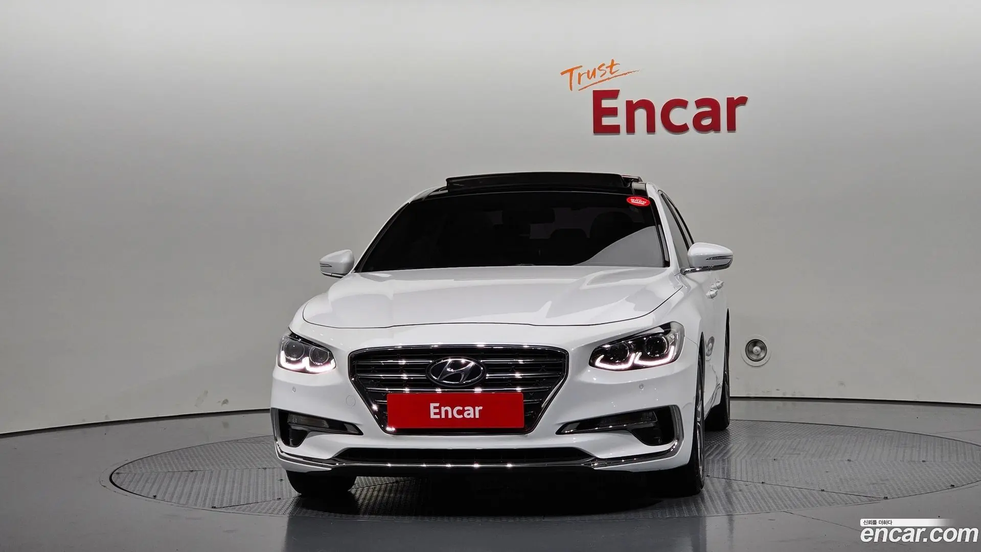 Hyundai Grandeur 3.0 LPi Modern (Rental Car)