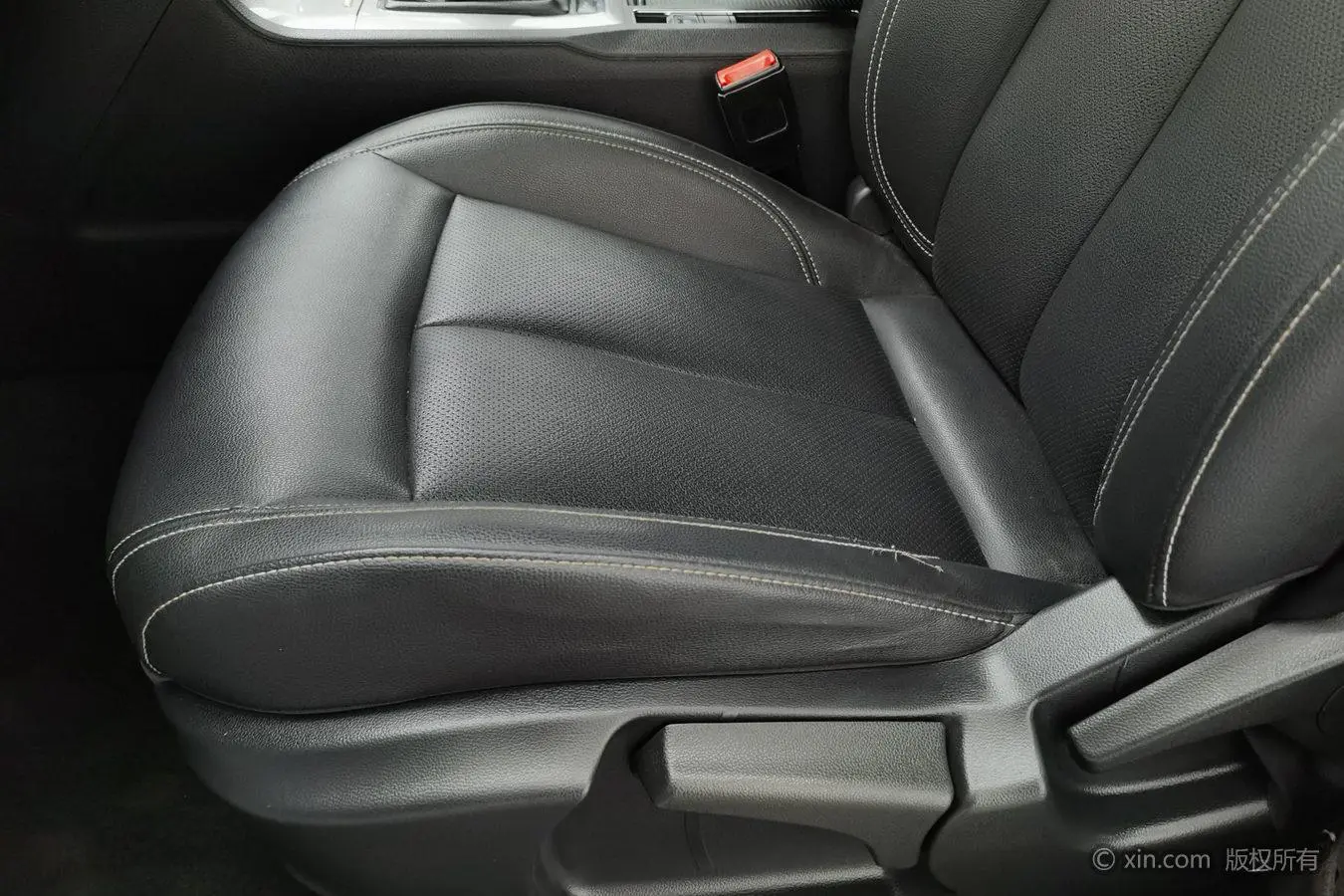 Roewe RX5 2020 20T Manual 4G Connected Flagship