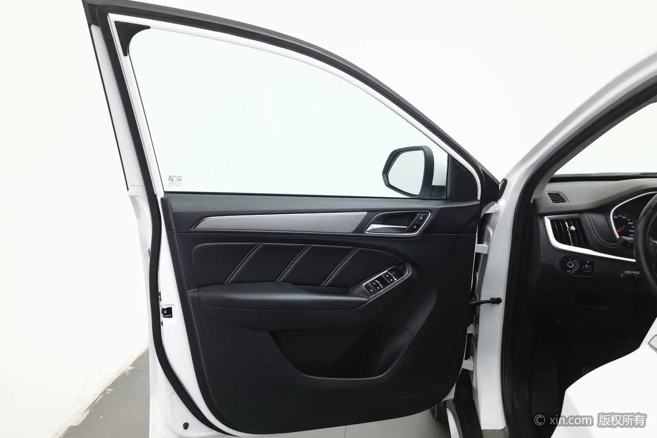 Roewe RX5 2020 20T Manual 4G Connected Flagship
