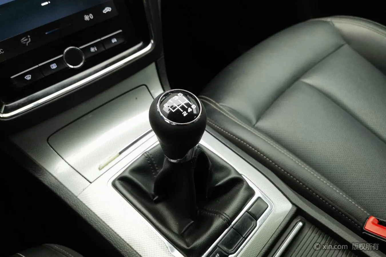 Roewe RX5 2020 20T Manual 4G Connected Flagship