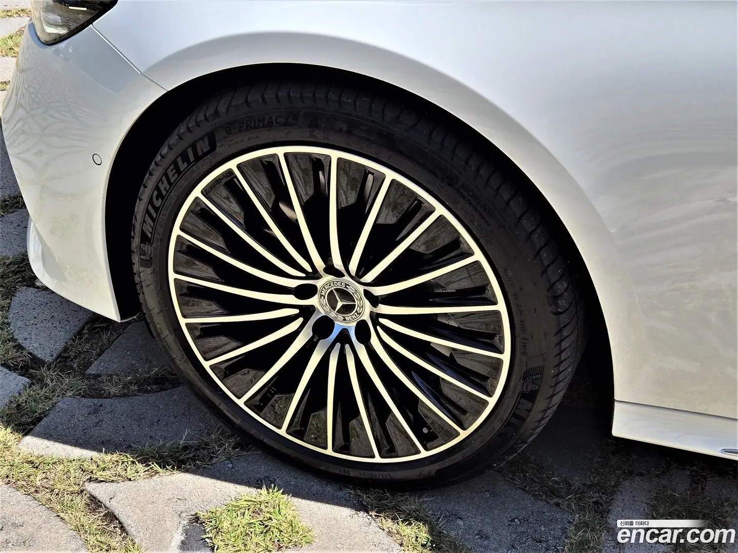 Mercedes-Benz E-Class E450 4MATIC Exclusive