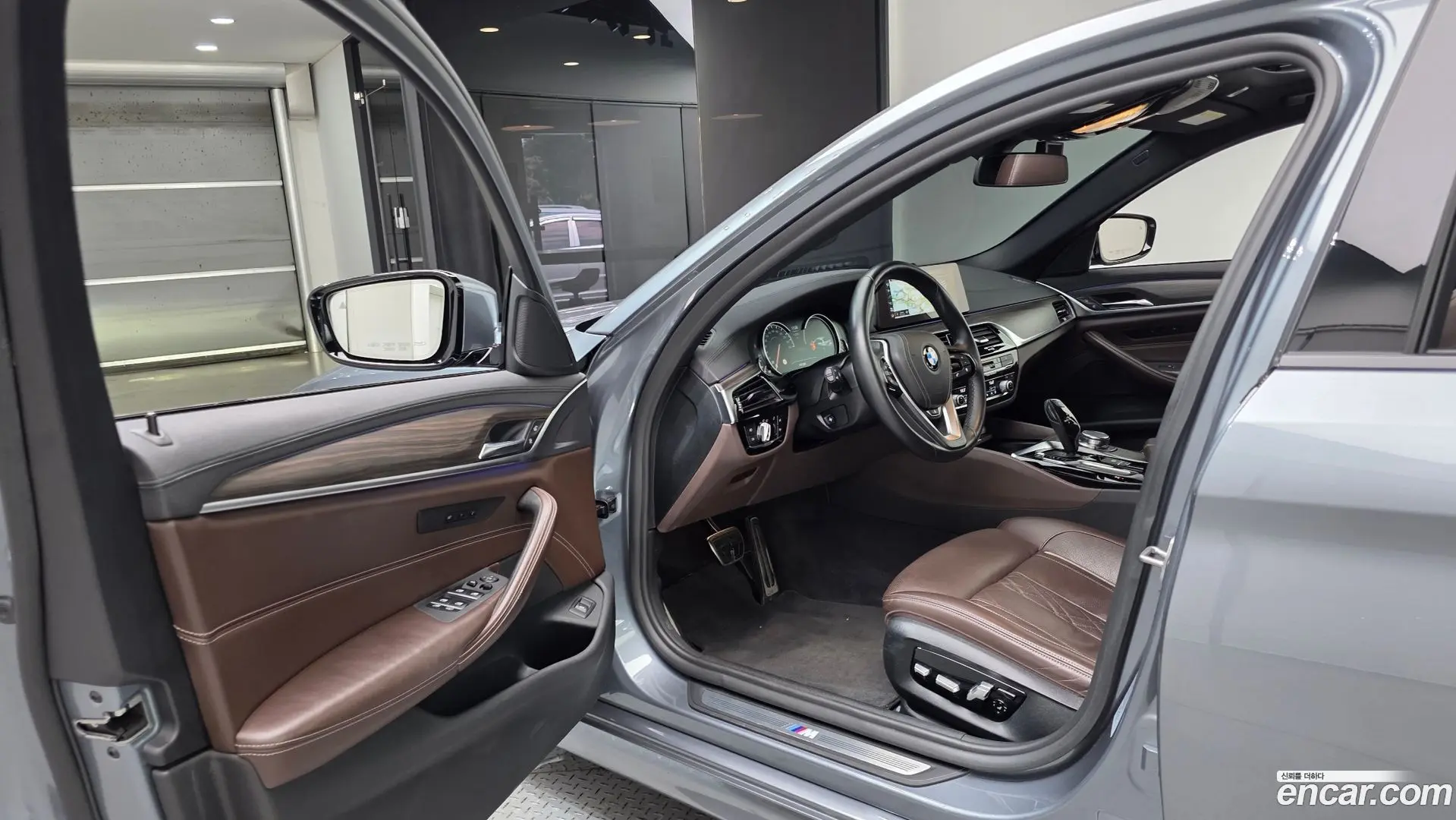 BMW 5-Series 520d M Sport Package Plus 2017