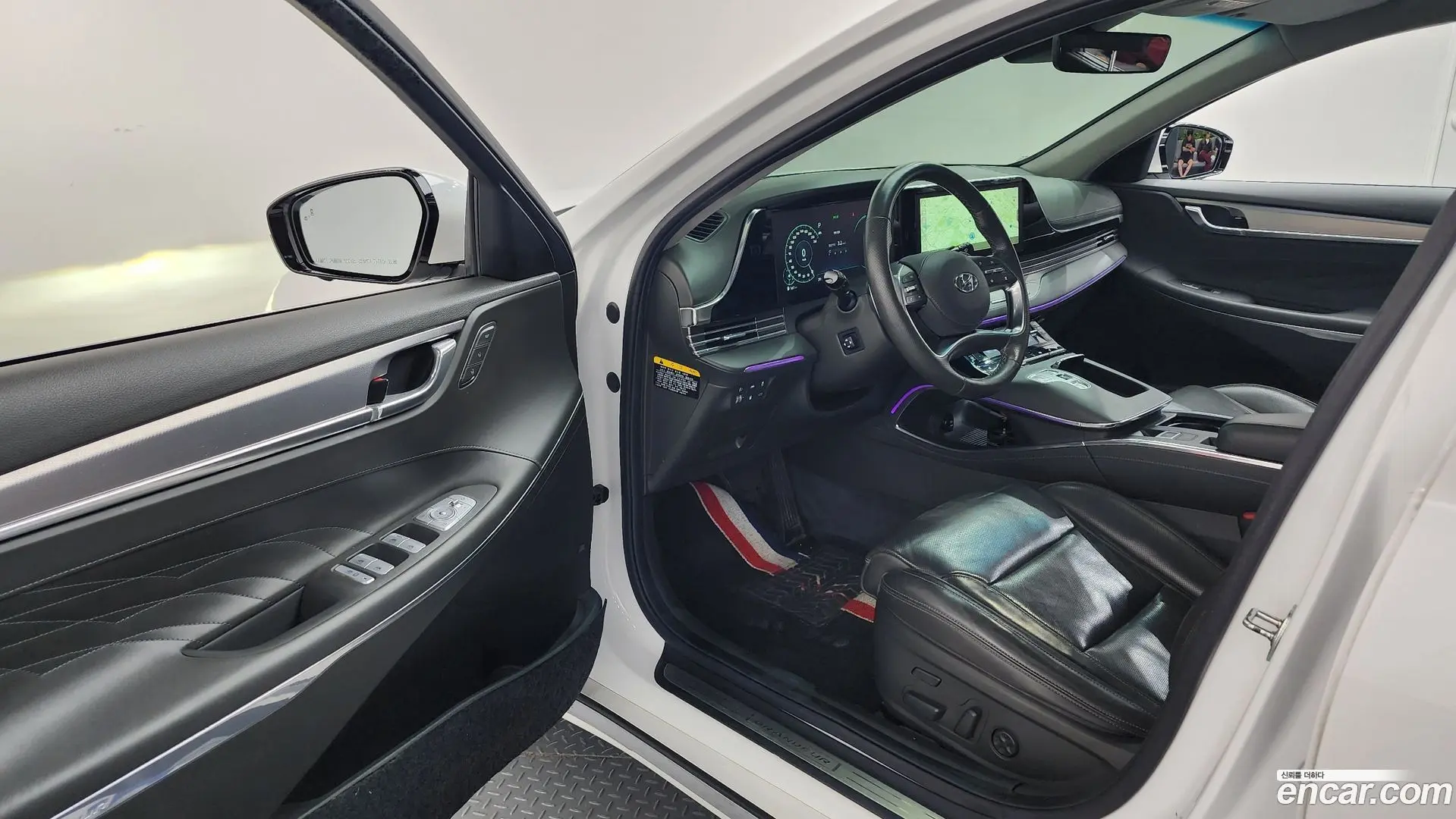 Hyundai Grandeur 3.3