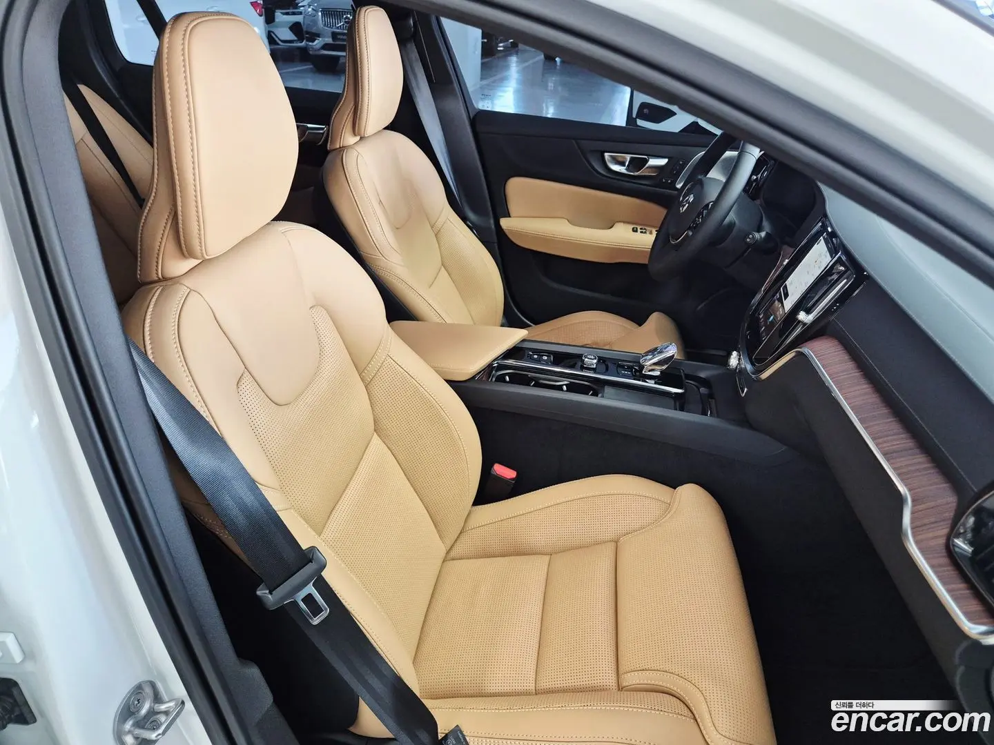 Volvo V60 B5 Ultra AWD