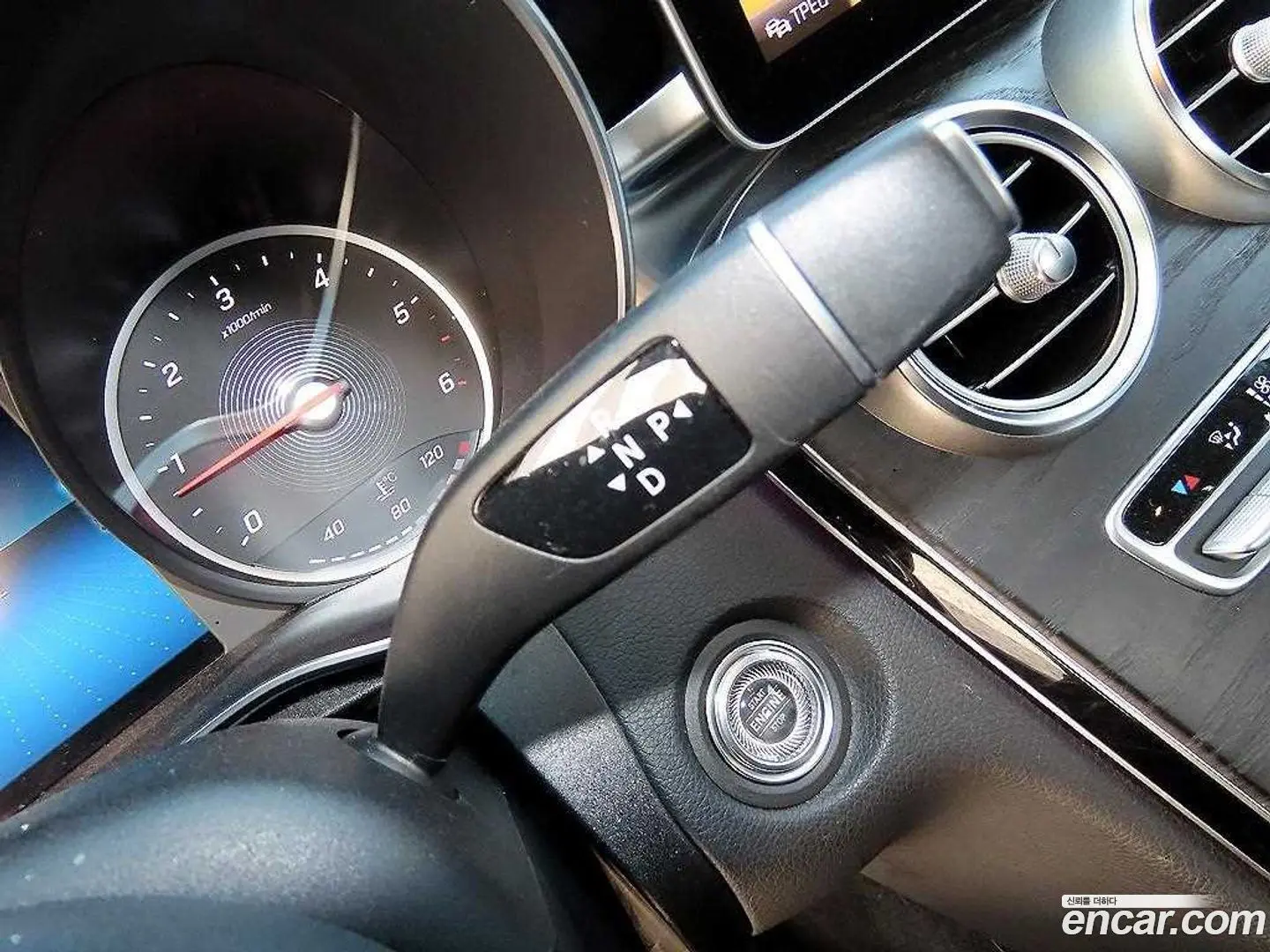 Mercedes-Benz C-Class C220 d 4MATIC AMG Line