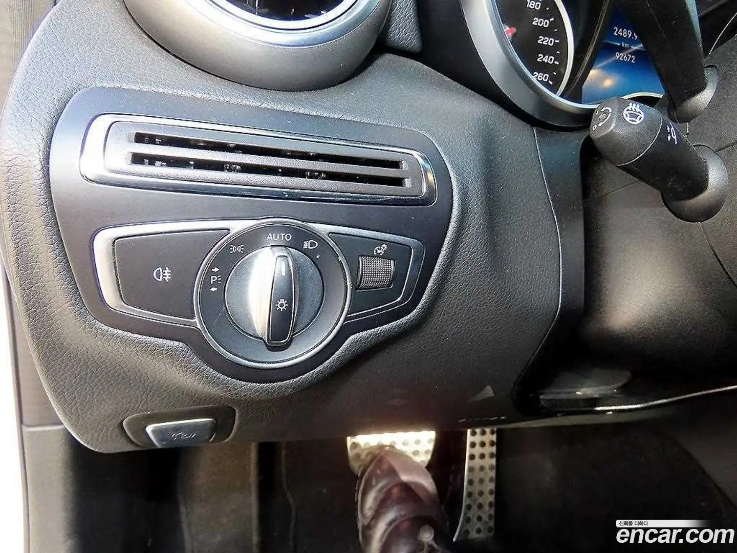Mercedes-Benz C-Class C220 d 4MATIC AMG Line