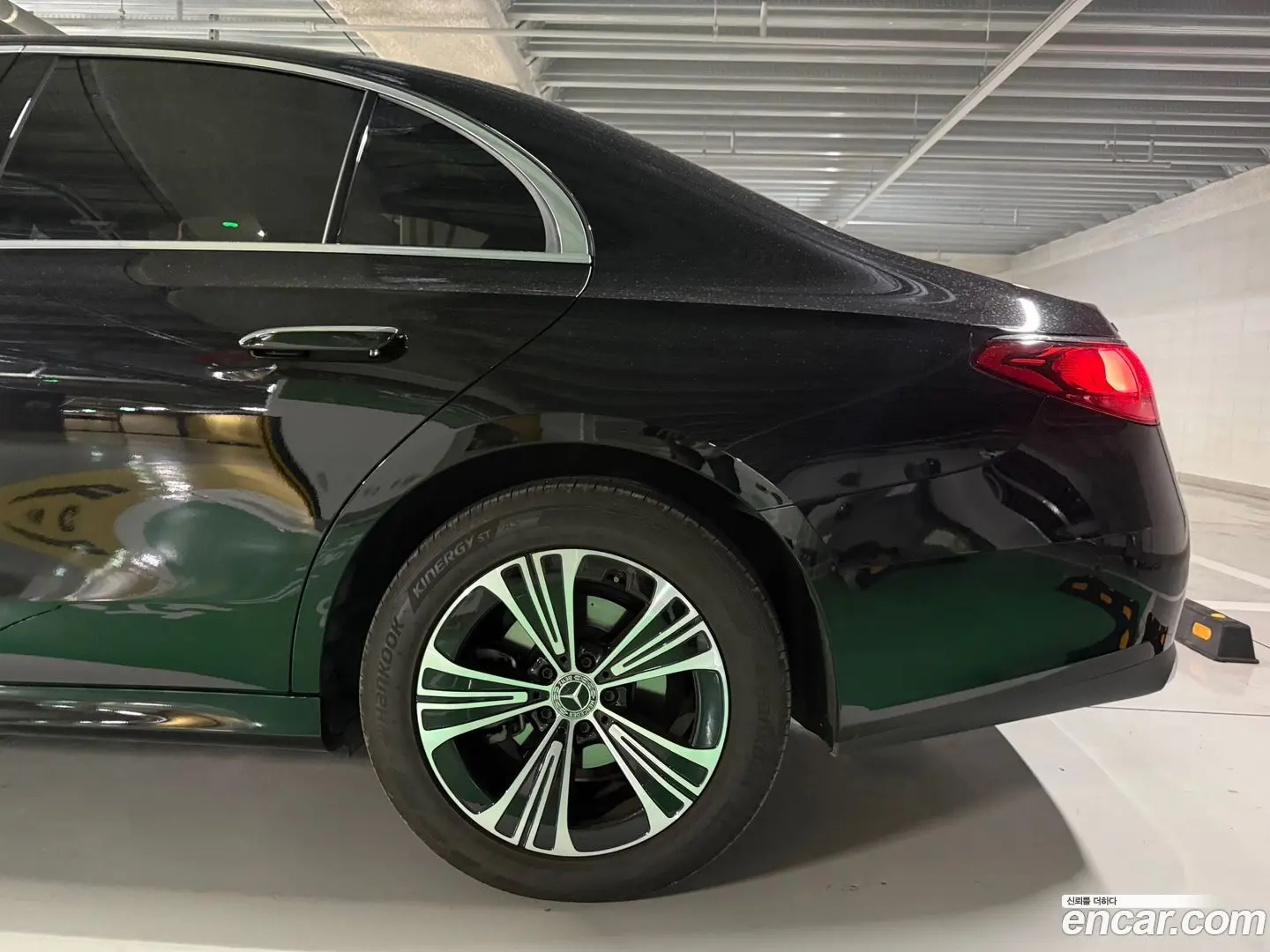 Mercedes-Benz E-Class E200 Avantgarde Limited 2024