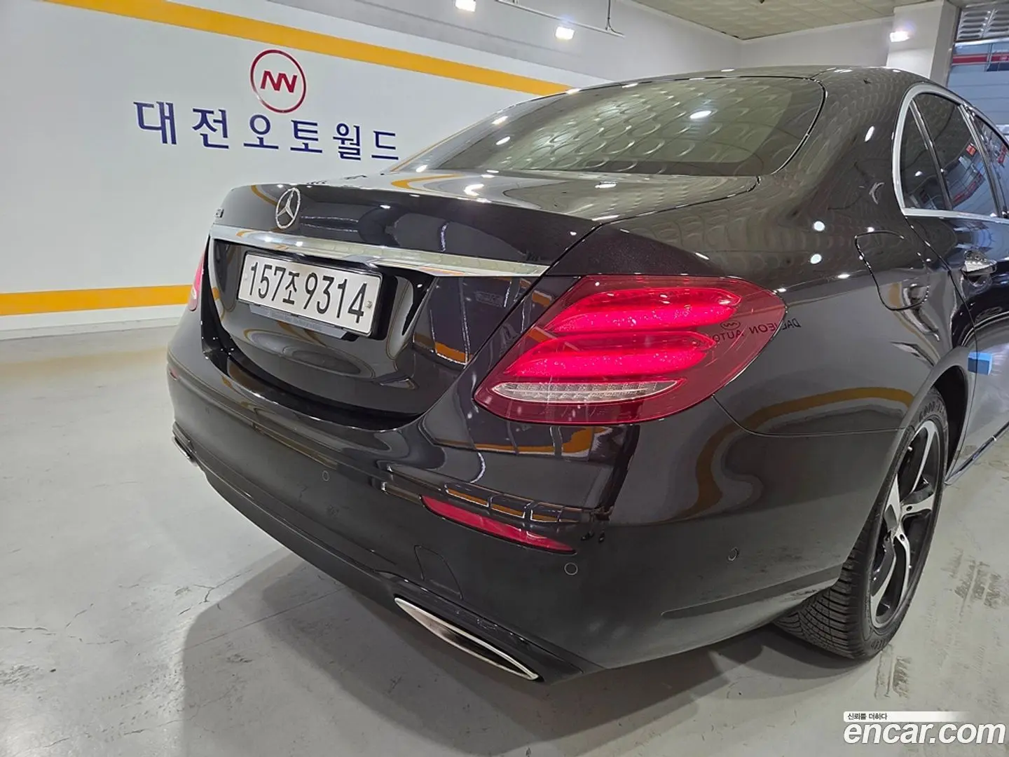 Mercedes-Benz E-Class E250 Avantgarde