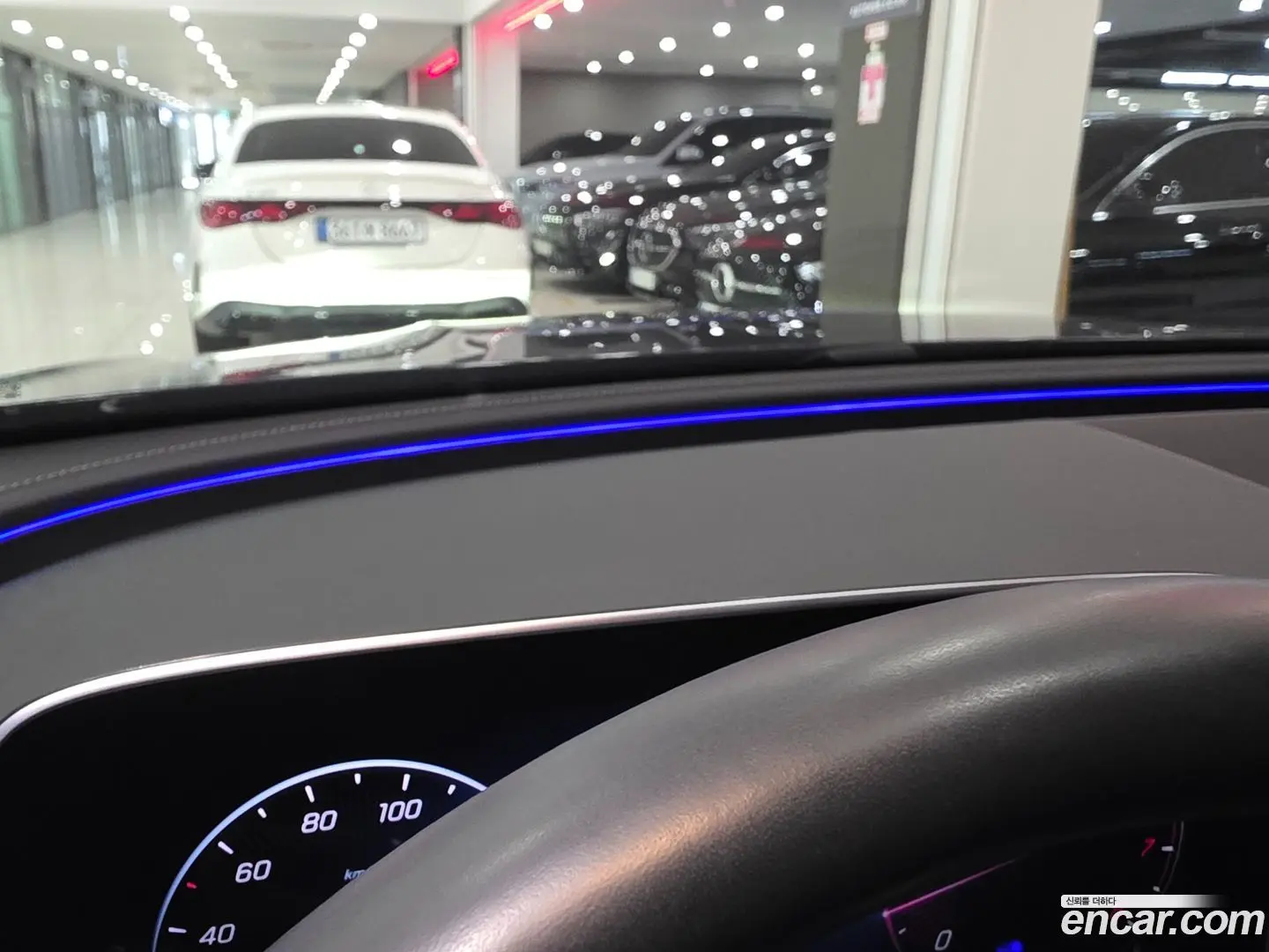 Mercedes-Benz E-Class E200 Avantgarde 2024
