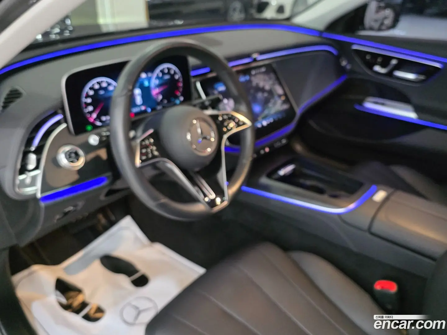 Mercedes-Benz E-Class E200 Avantgarde 2024