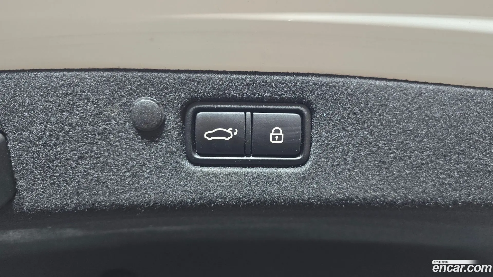 Hyundai Grandeur 3.0 LPi Rent Car