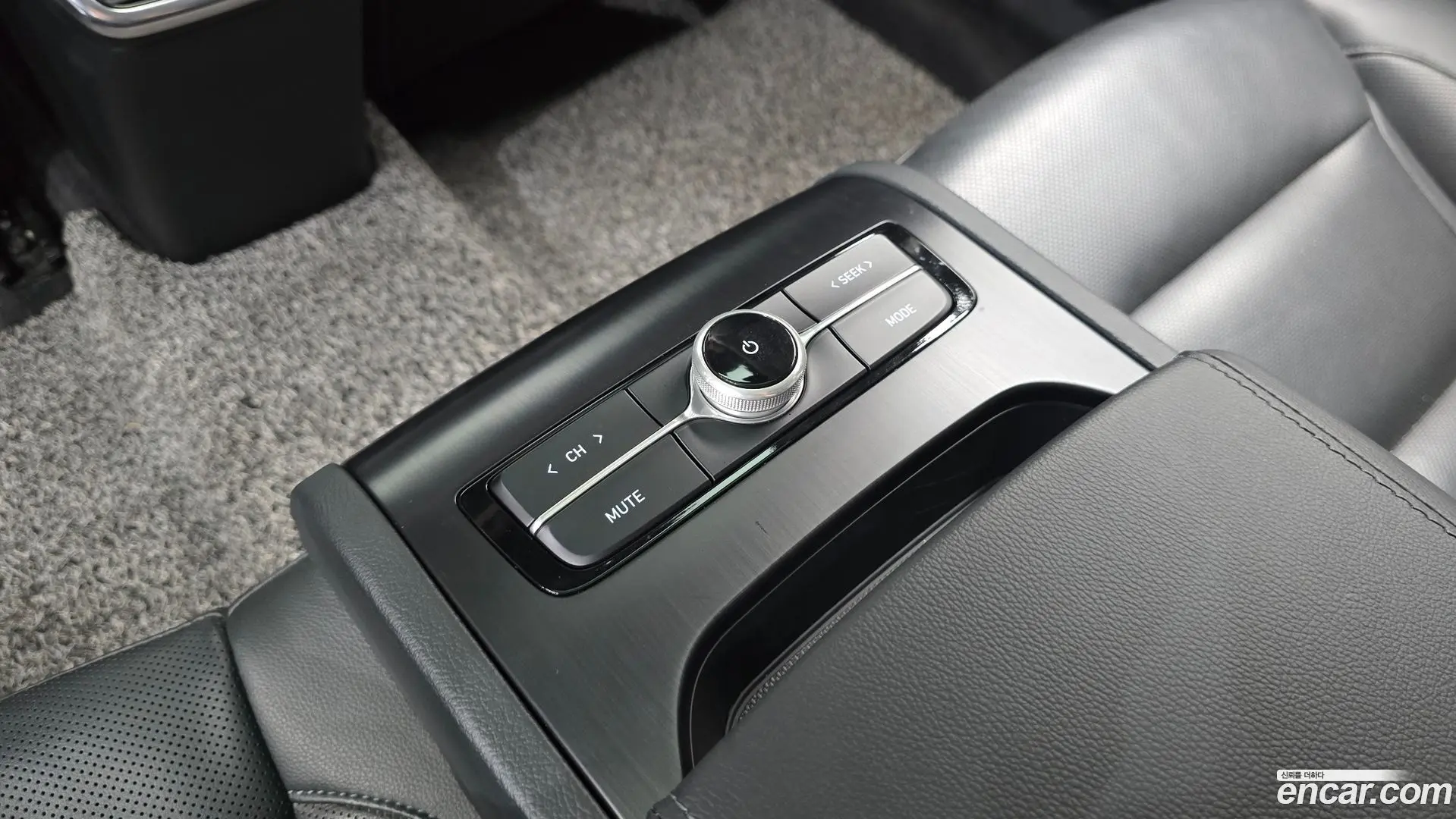 Hyundai Grandeur 3.0 LPi Rent Car