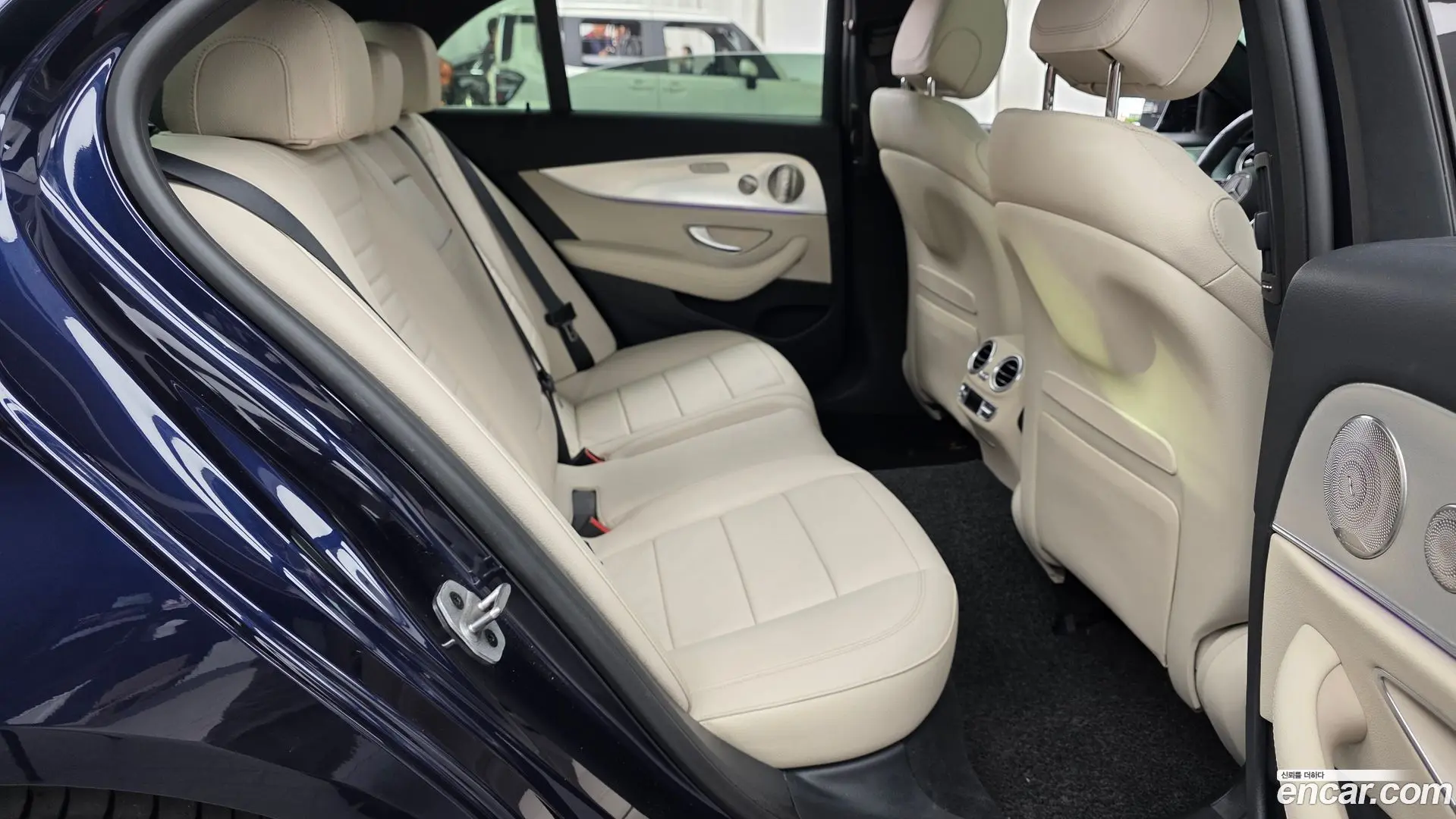Mercedes-Benz E-Class E350 4MATIC Avantgarde