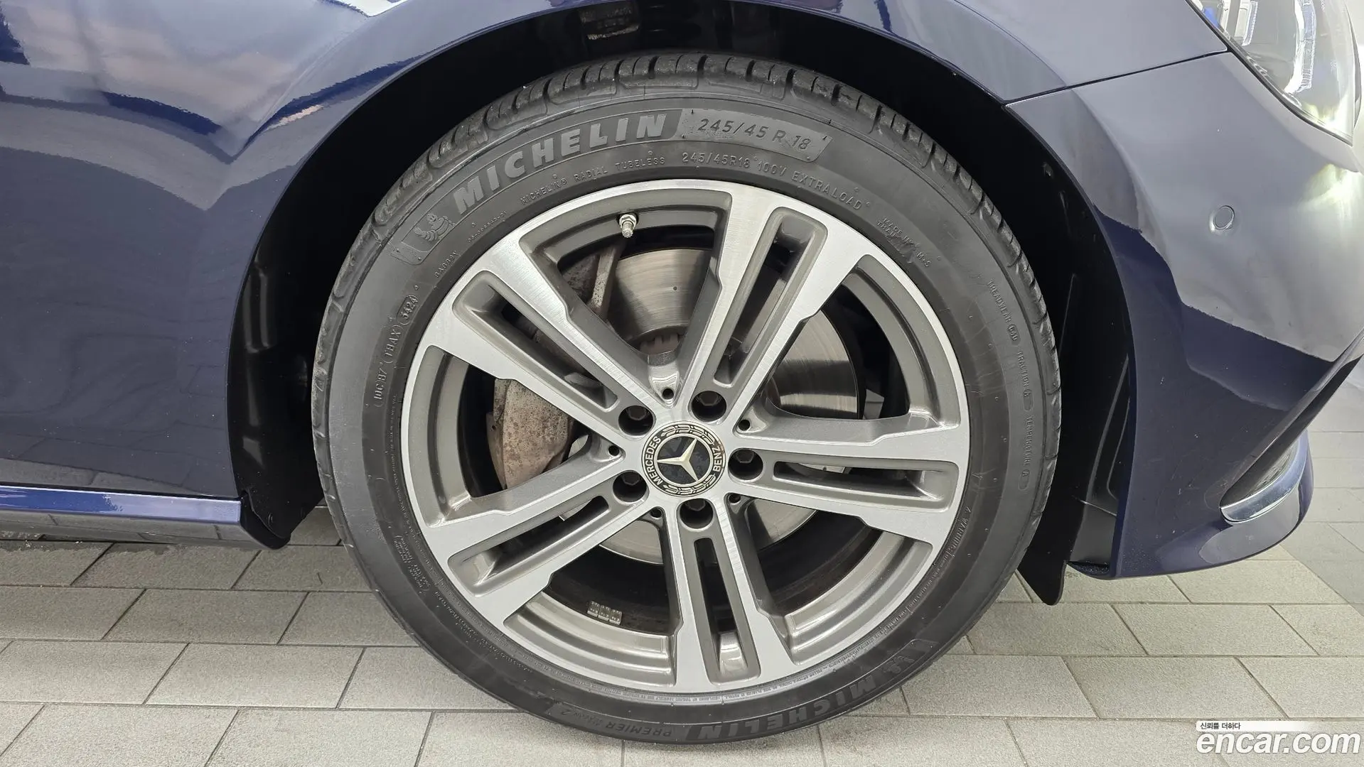 Mercedes-Benz E-Class E350 4MATIC Avantgarde