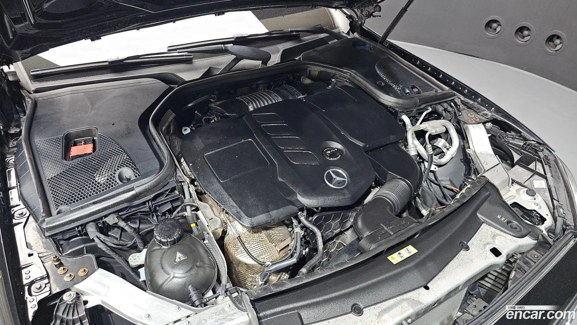 Mercedes-Benz E-Class E220d Avantgarde