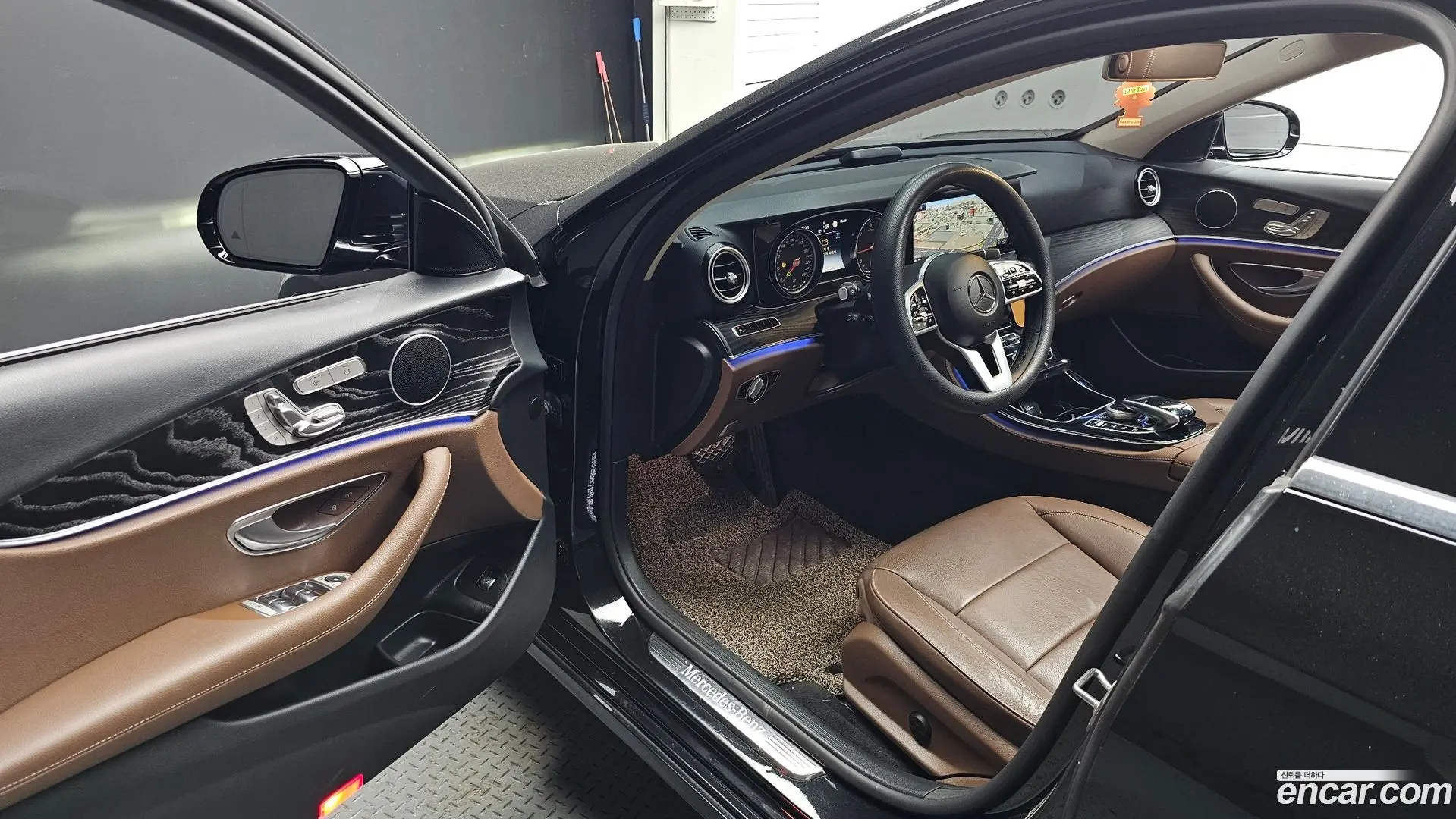 Mercedes-Benz E-Class E220d Avantgarde
