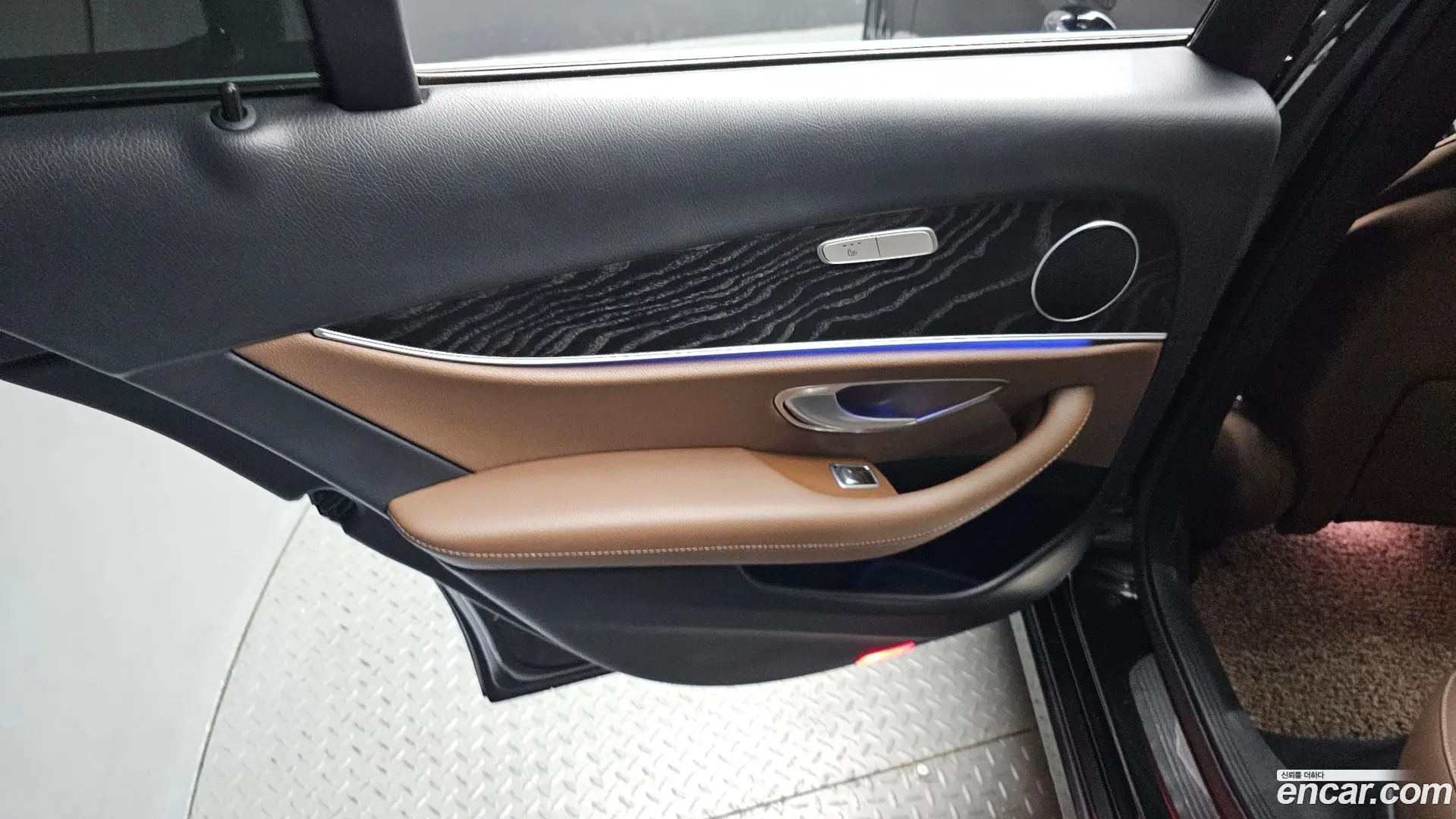 Mercedes-Benz E-Class E220d Avantgarde