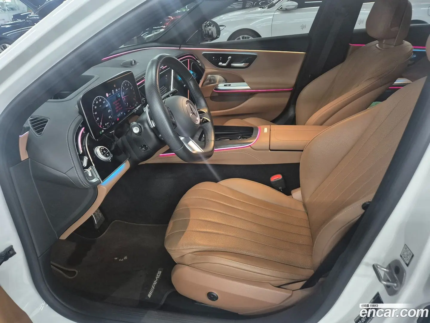 Mercedes-Benz E-Class E300 4MATIC AMG Line 2023