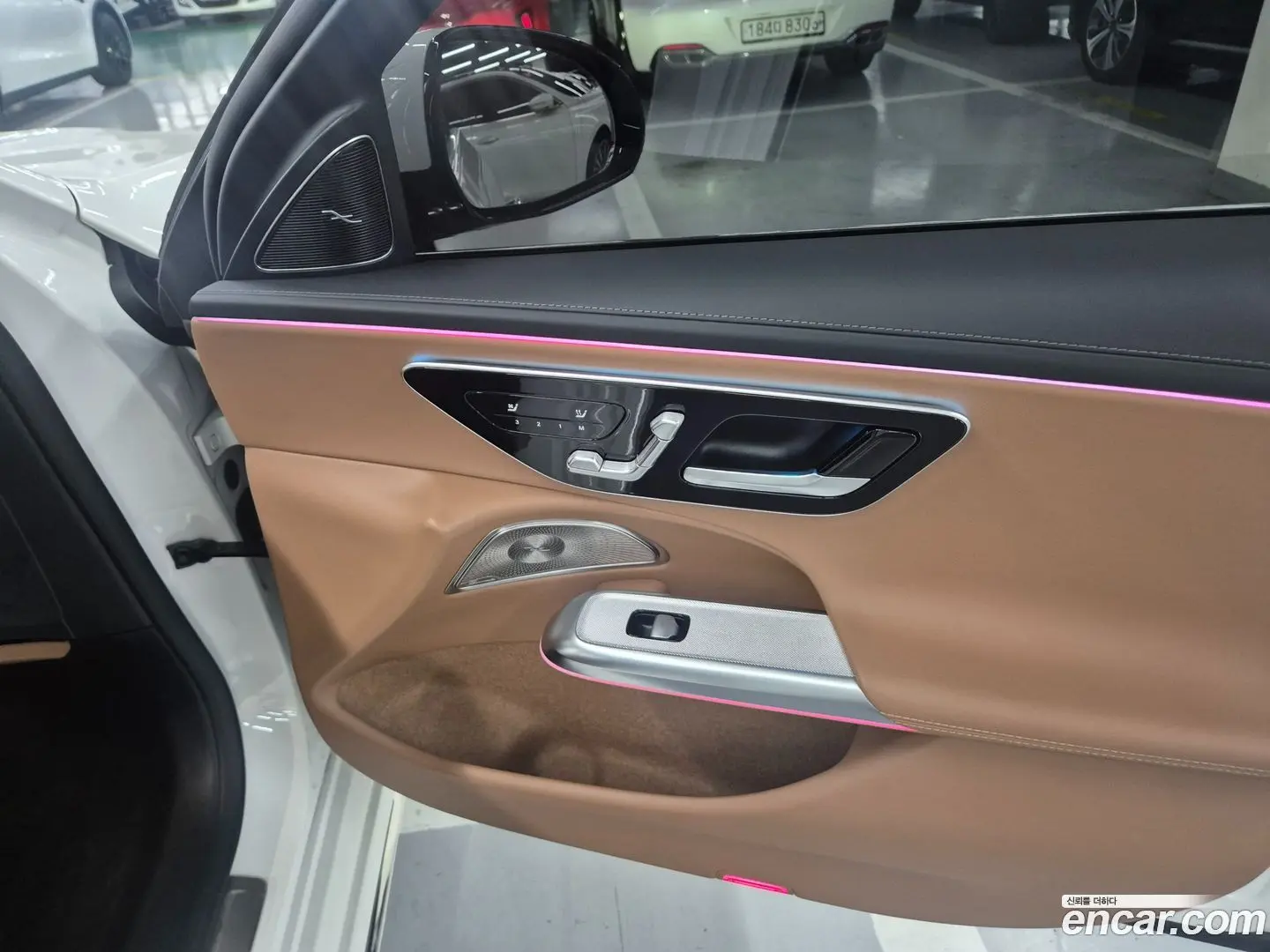 Mercedes-Benz E-Class E300 4MATIC AMG Line 2023