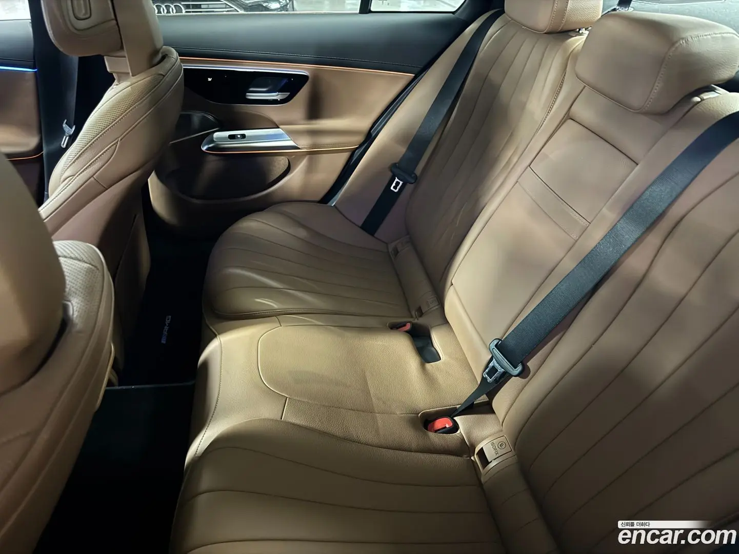 Mercedes-Benz E-Class E300 4MATIC AMG Line Premiere Special 2021