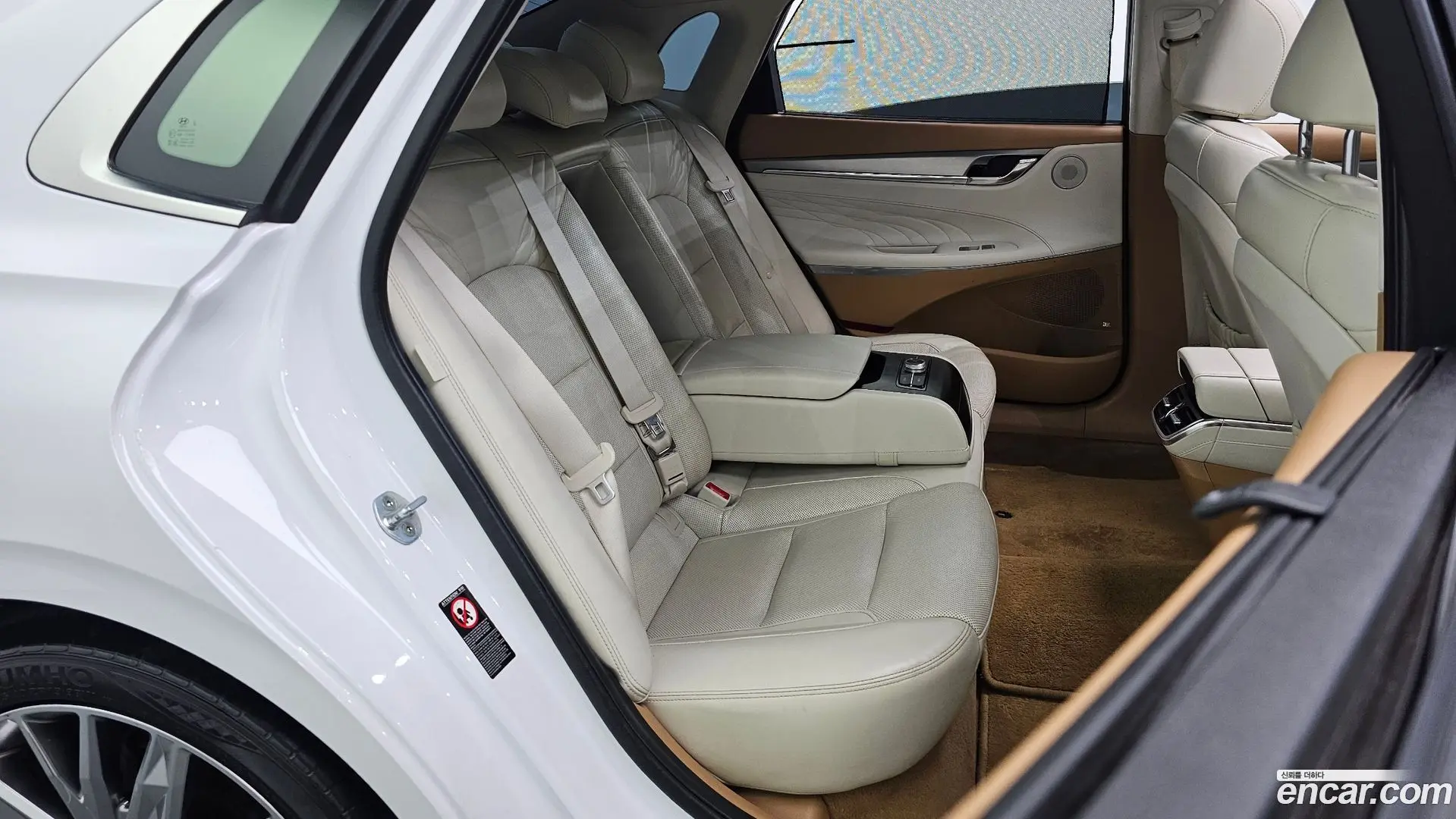 Hyundai Grandeur 3.3