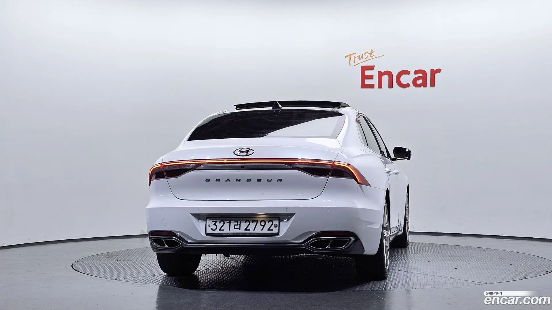 Hyundai Grandeur 3.3