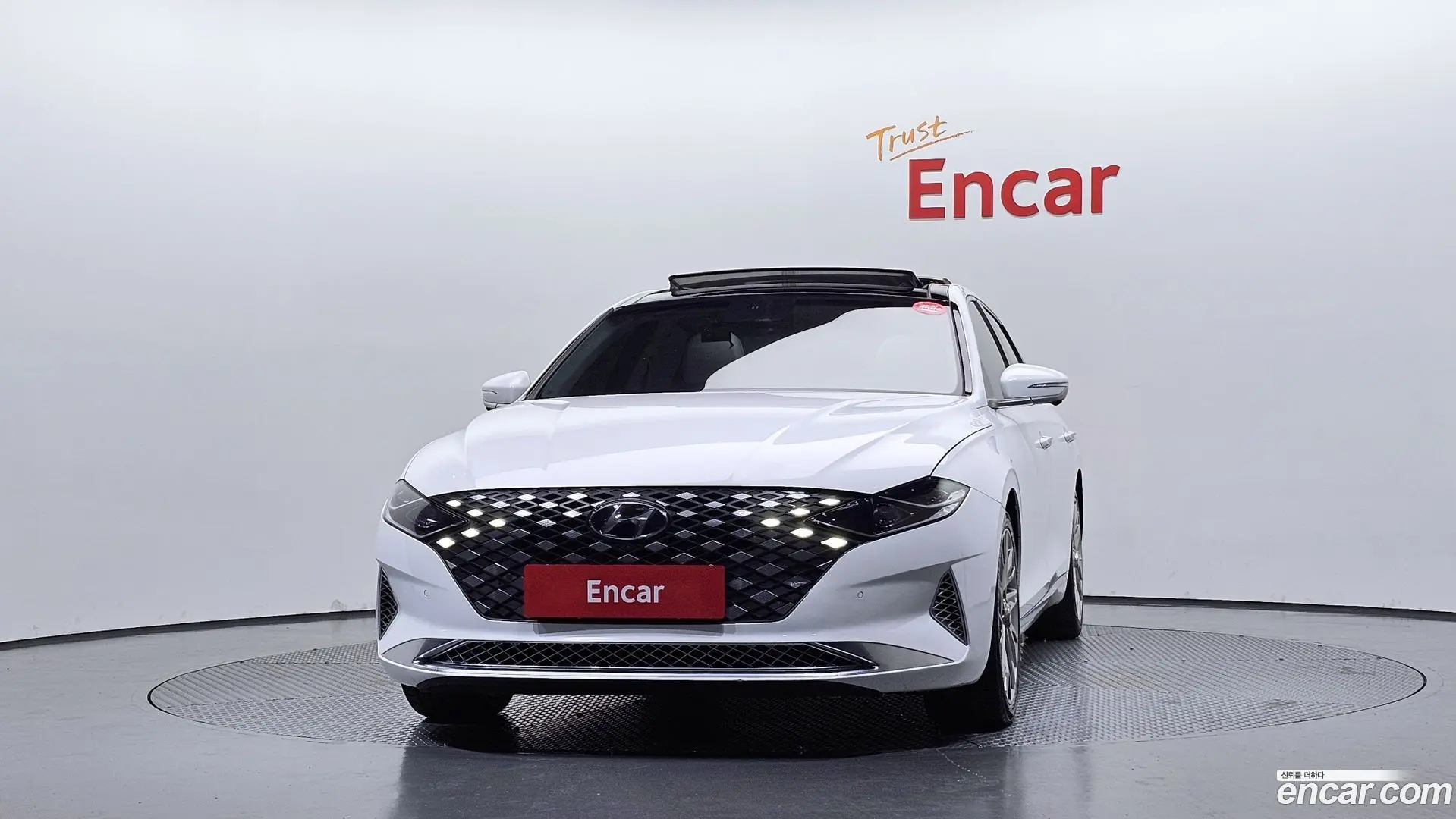 Hyundai Grandeur 3.3