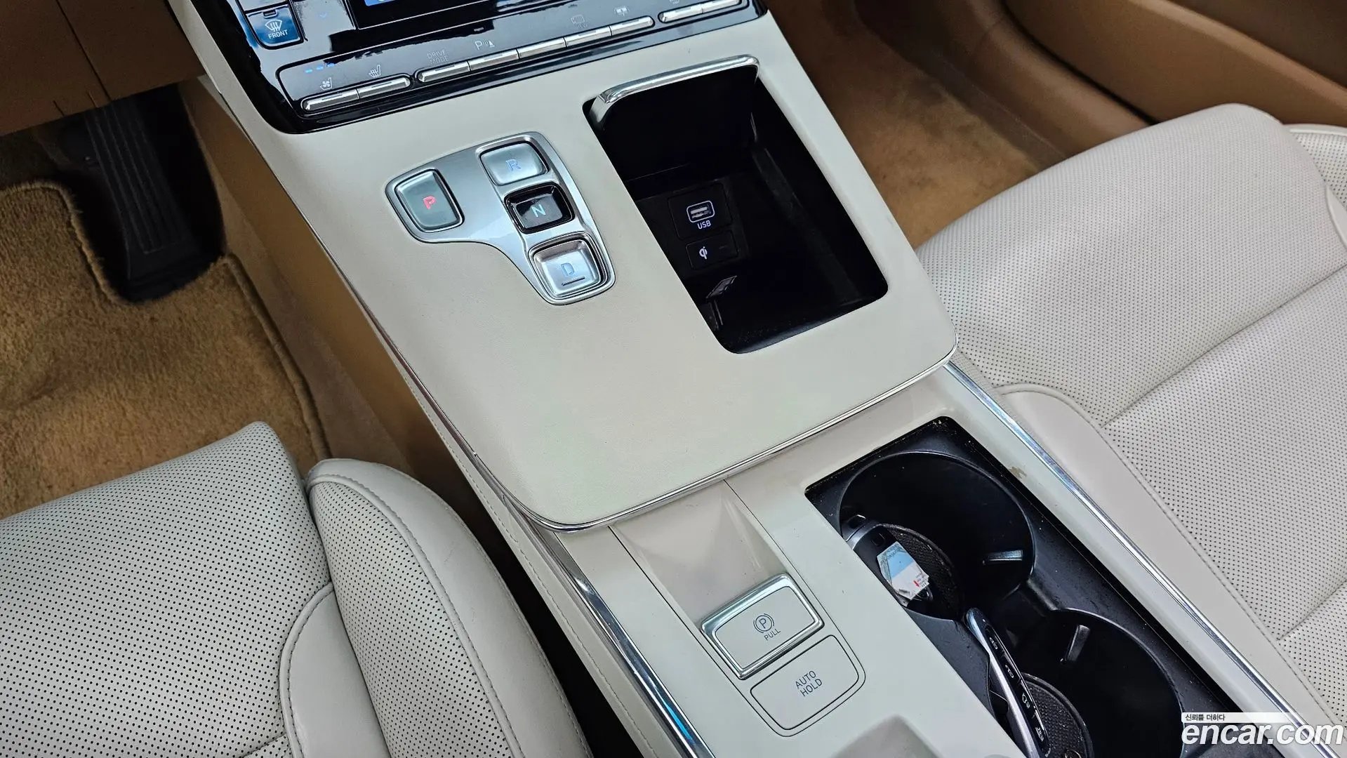 Hyundai Grandeur 3.3