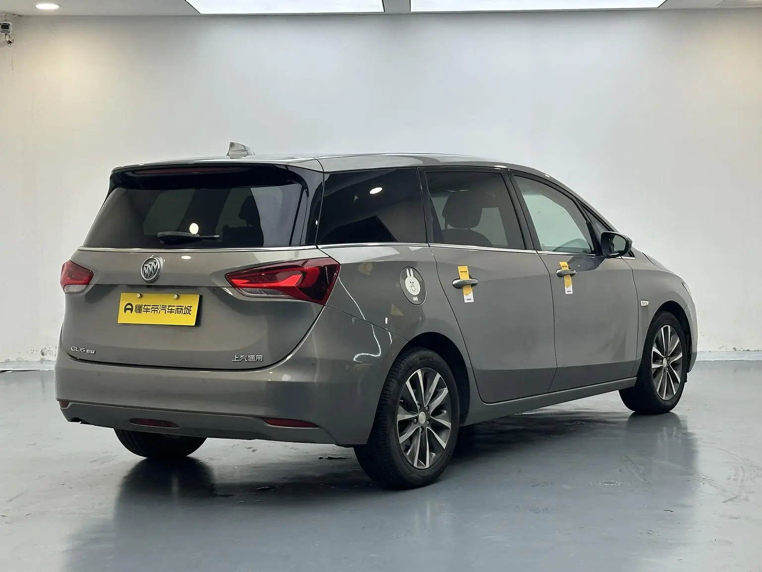 Buick GL6 2019 18T 6 seat Connected Premium China V