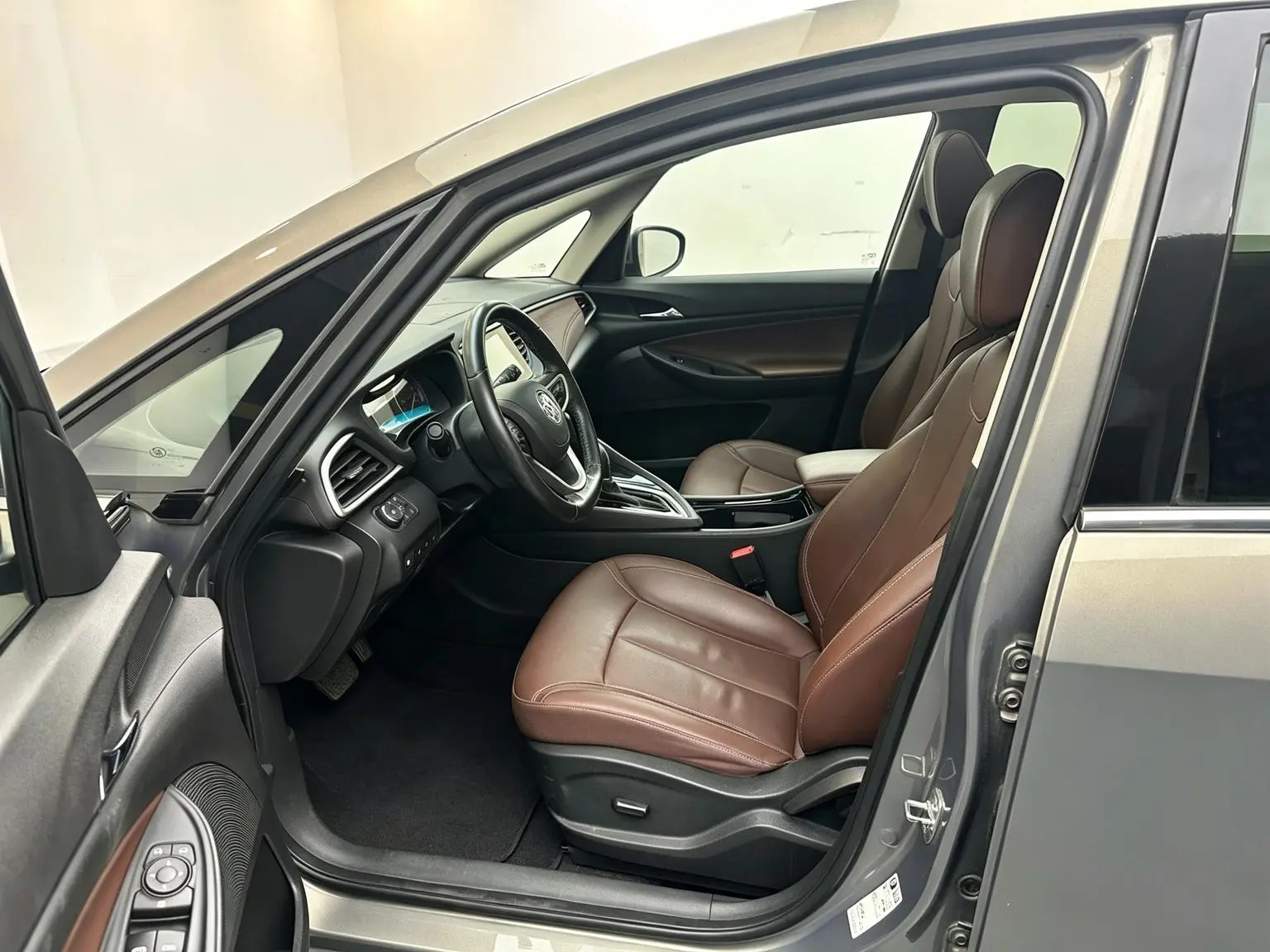 Buick GL6 2019 18T 6 seat Connected Premium China V