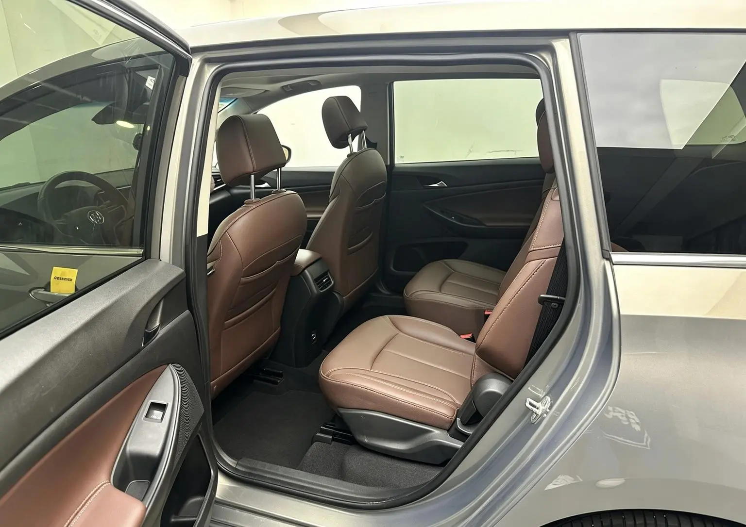 Buick GL6 2019 18T 6 seat Connected Premium China V
