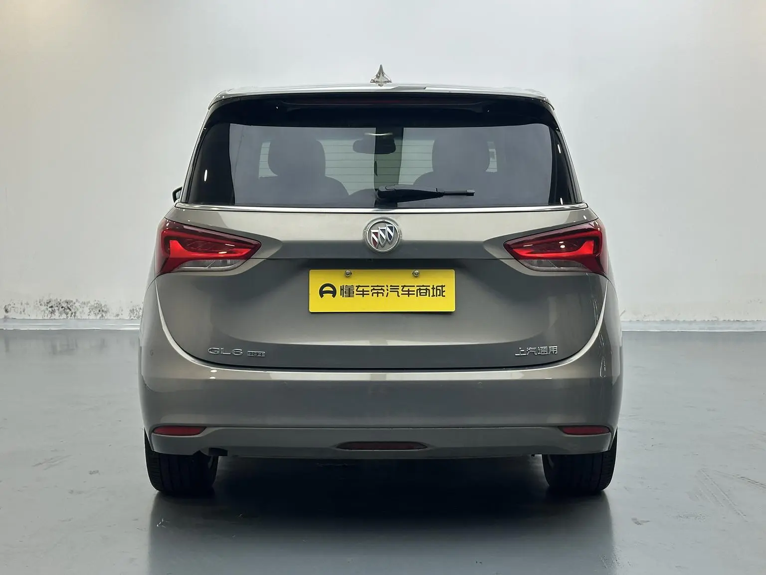 Buick GL6 2019 18T 6 seat Connected Premium China V
