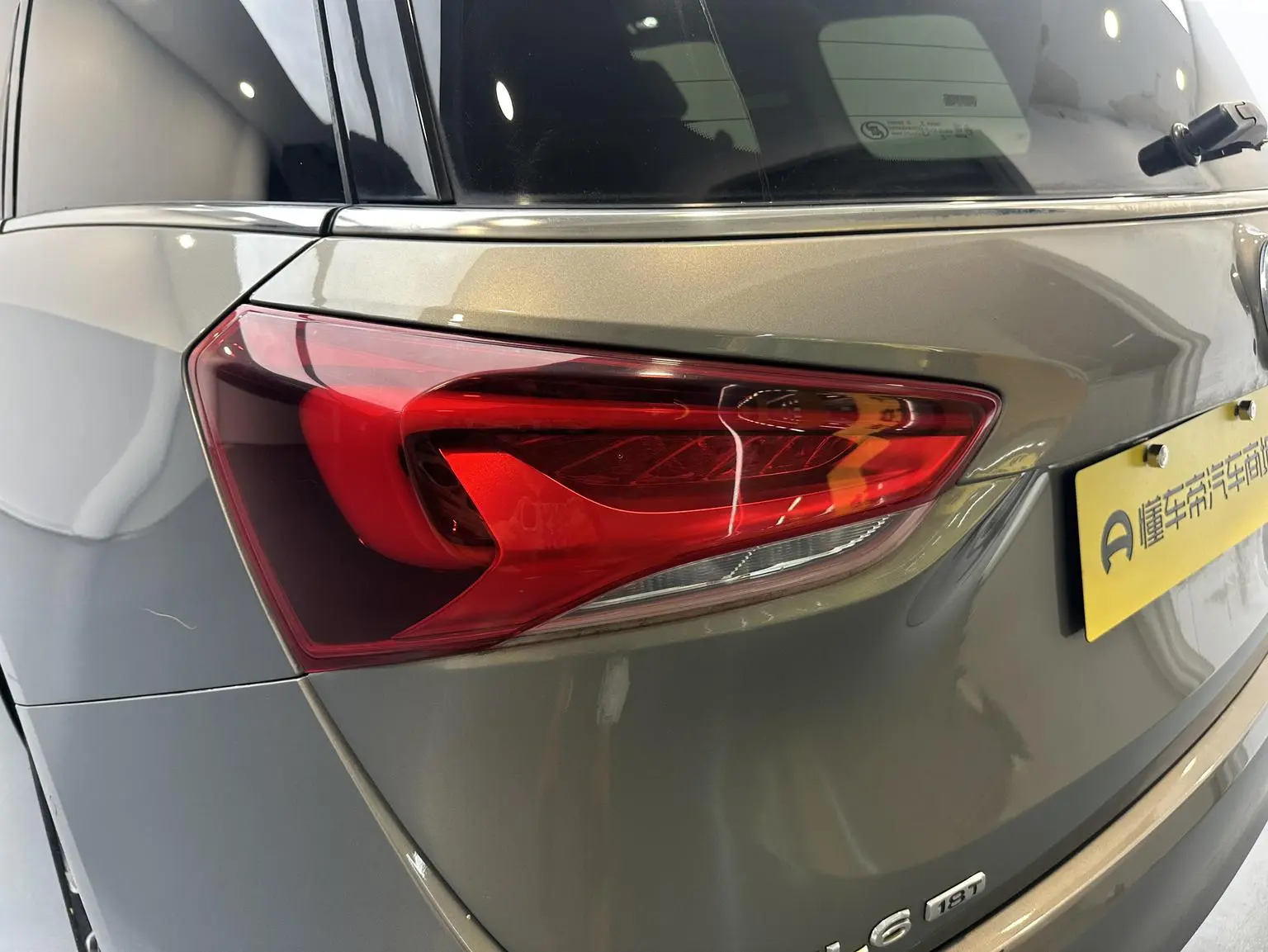 Buick GL6 2019 18T 6 seat Connected Premium China V
