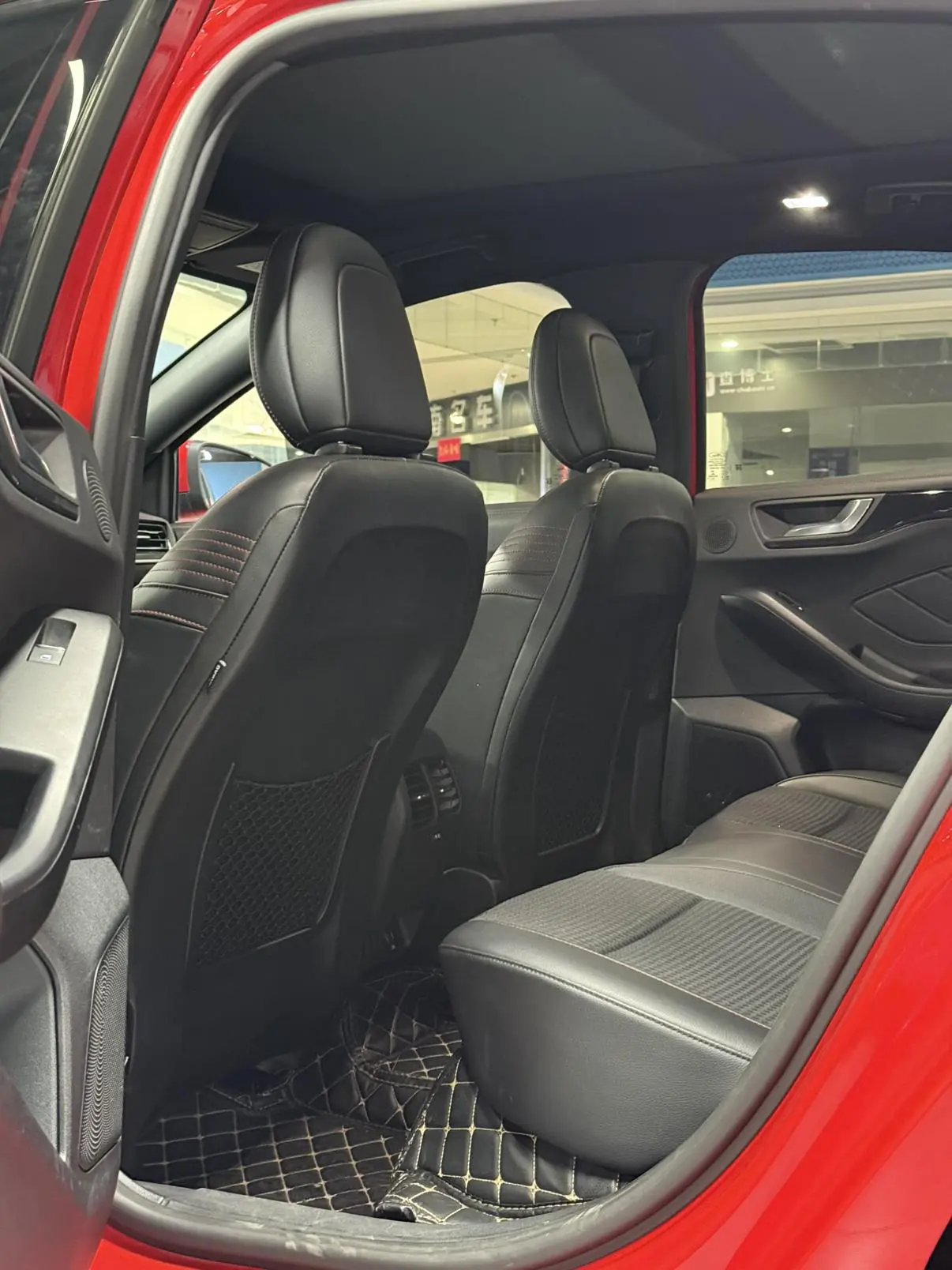 Ford Focus 2021 Hatchback EcoBoost 180 Auto ST Line