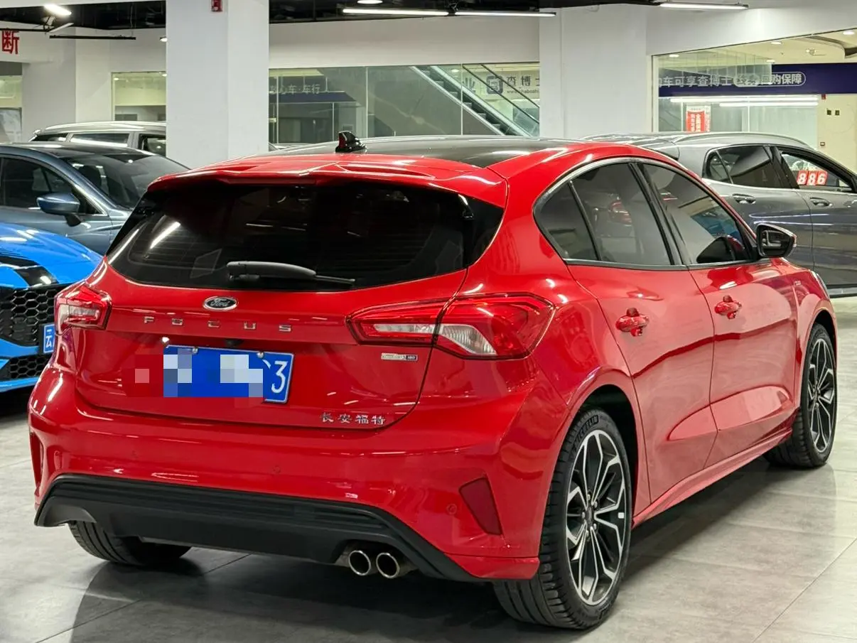 Ford Focus 2021 Hatchback EcoBoost 180 Auto ST Line