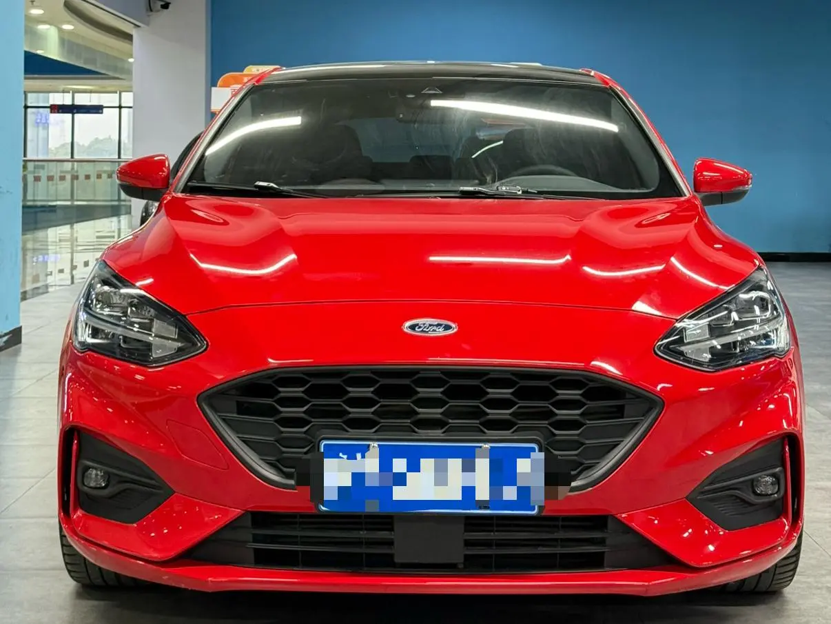 Ford Focus 2021 Hatchback EcoBoost 180 Auto ST Line