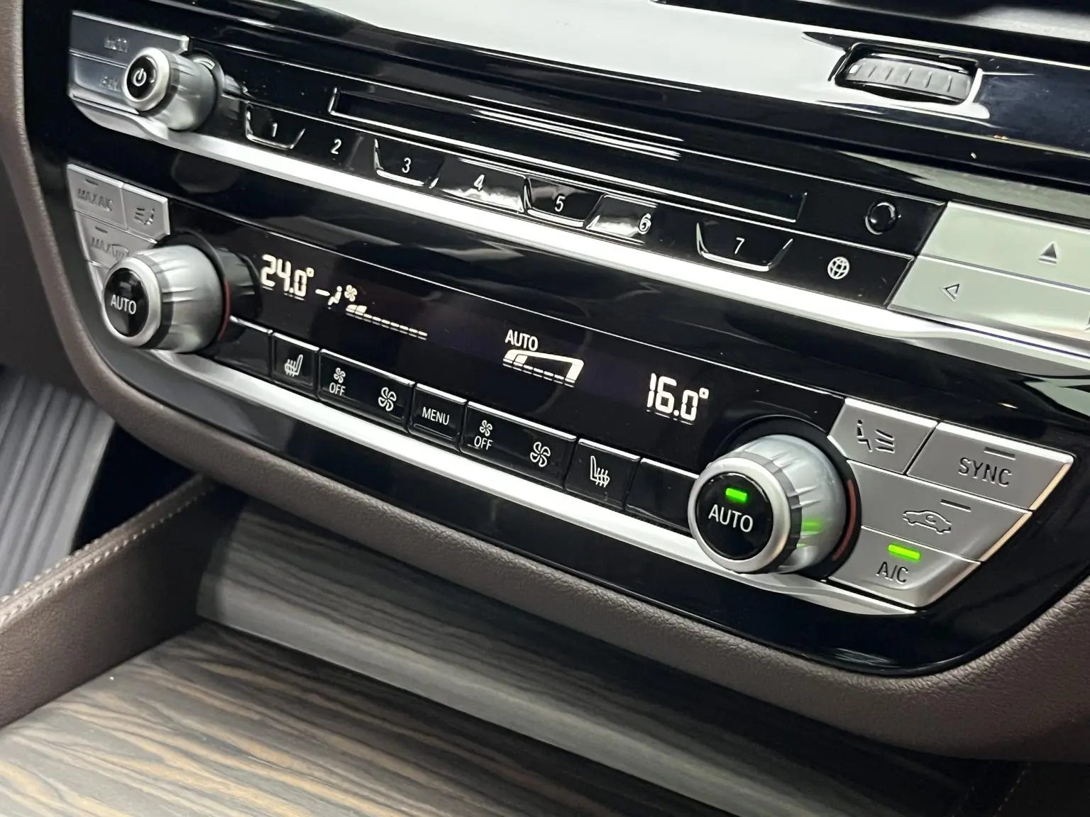 BMW 5 Series 2018 Facelift 530Li Leading Luxury Package