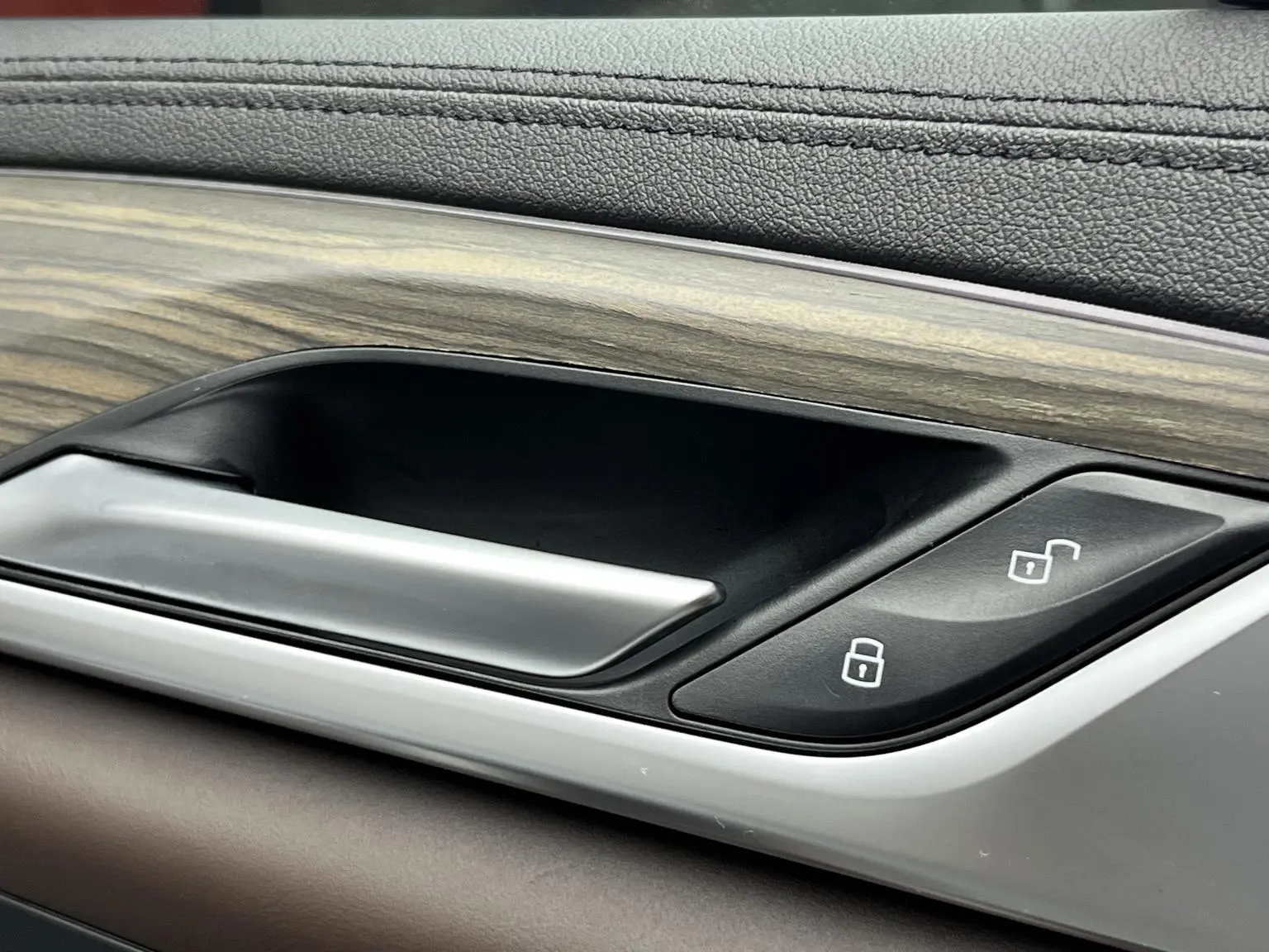 BMW 5 Series 2018 Facelift 530Li Leading Luxury Package