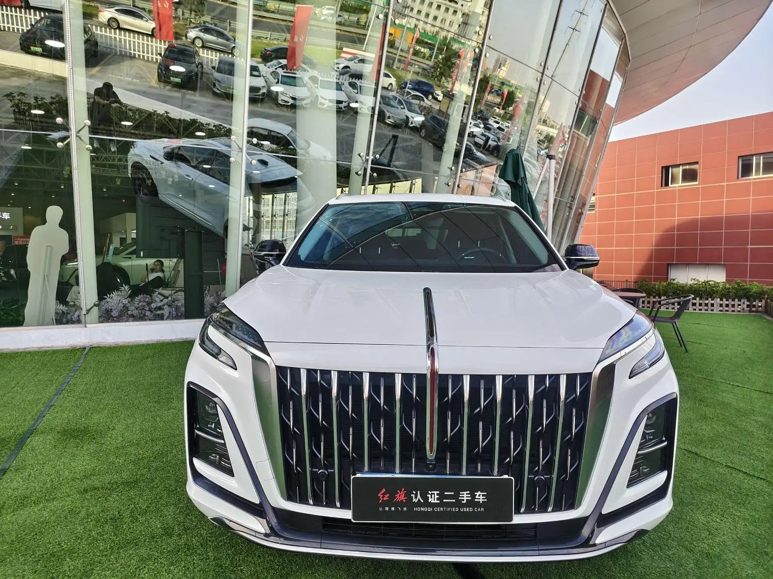 Hongqi HS3 2024 1.5T