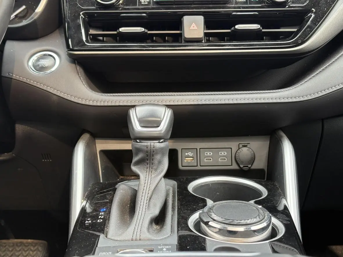 Toyota Highlander 2022 380T 4WD Premium 7 seat