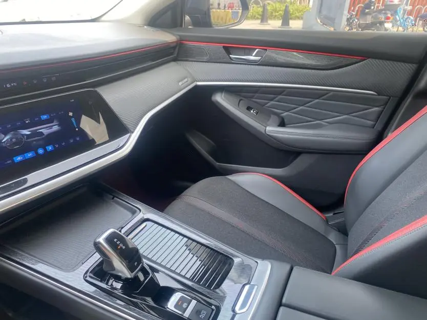 Dongfeng Aeolus Yixuan MAX 2022 1.5T