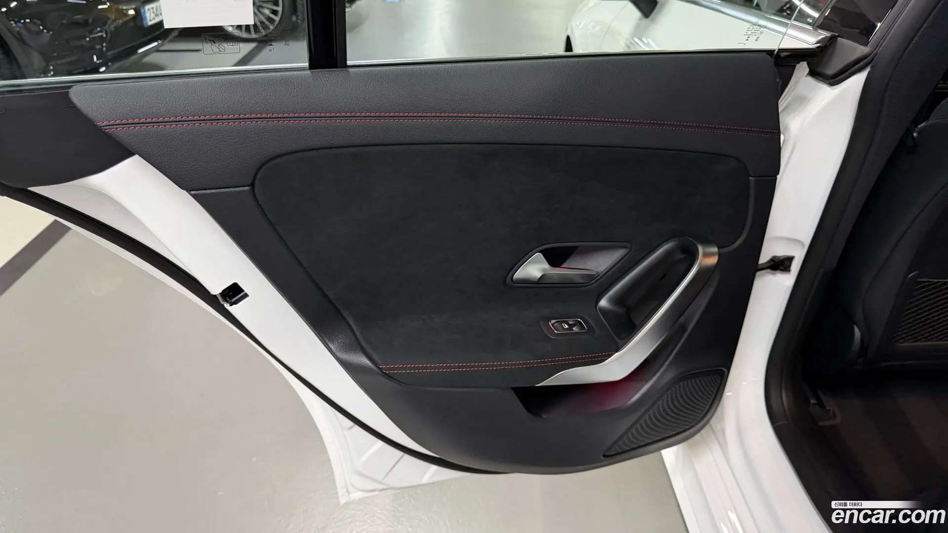 Mercedes-Benz CLA-Class CLA250 4MATIC 2023