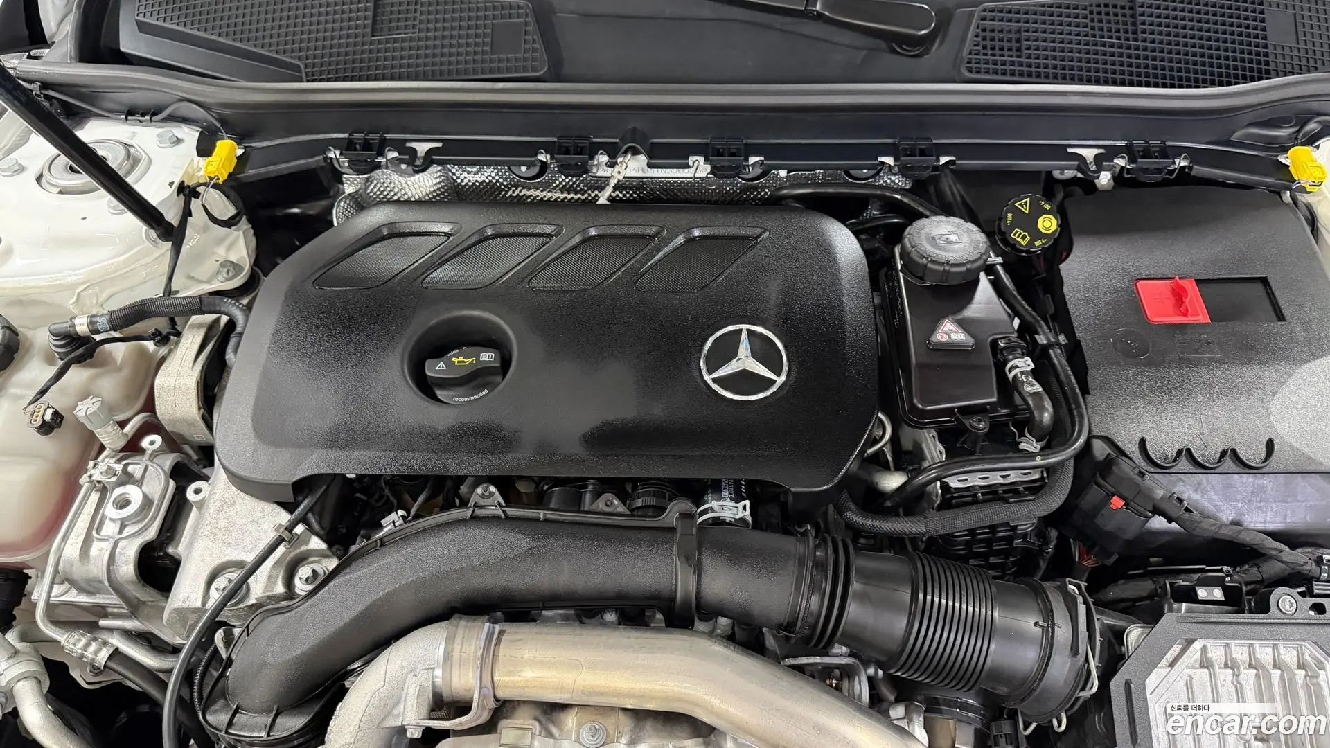 Mercedes-Benz CLA-Class CLA250 4MATIC 2023
