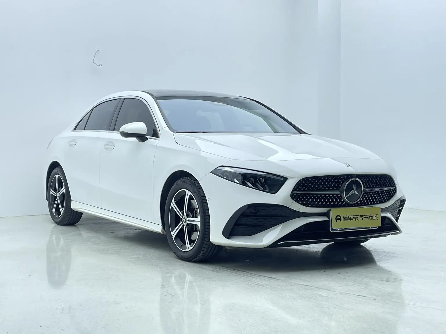 Mercedes-Benz A Class 2024 2nd Facelift A 200 L Fashion