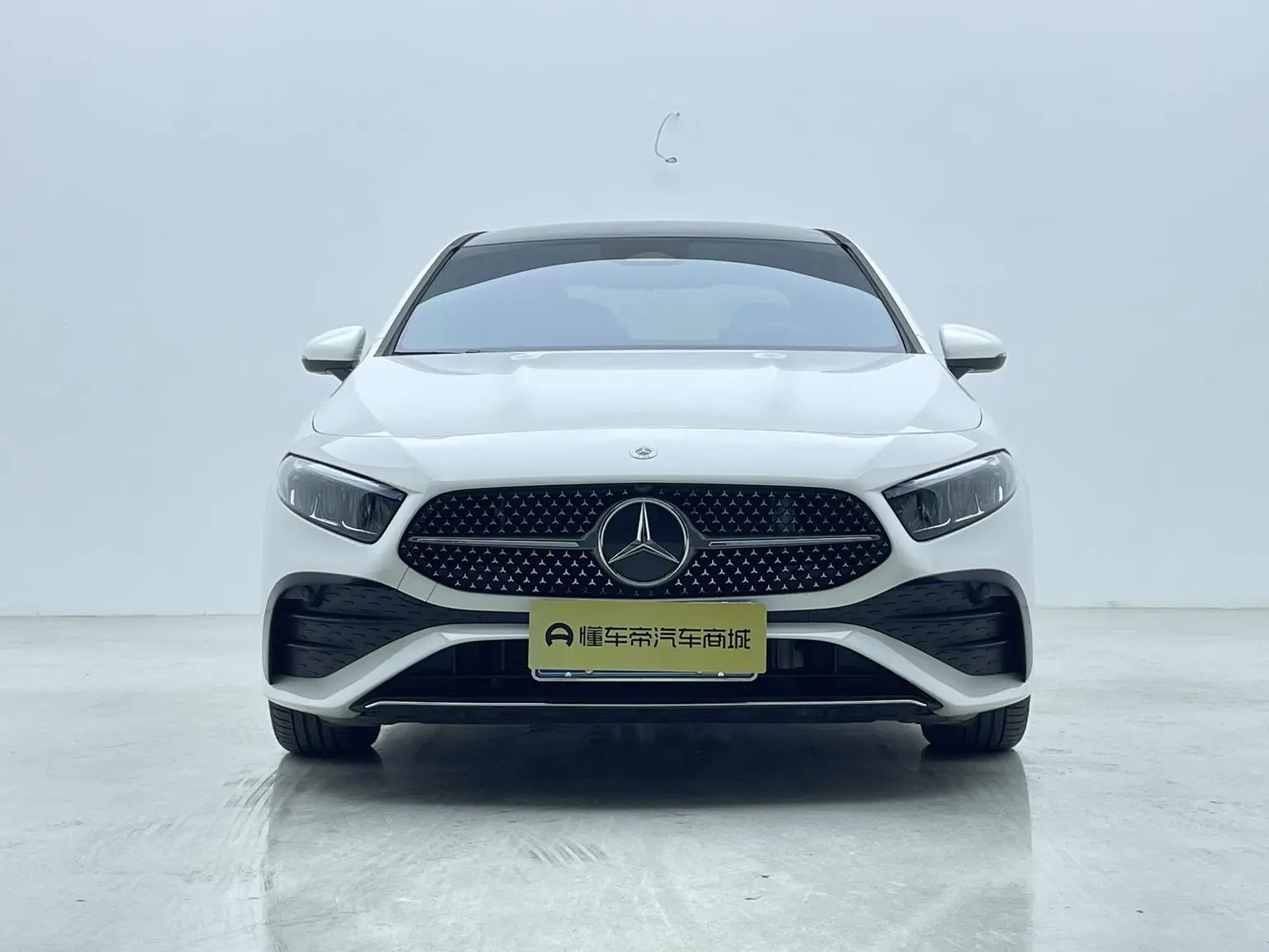 Mercedes-Benz A Class 2024 2nd Facelift A 200 L Fashion