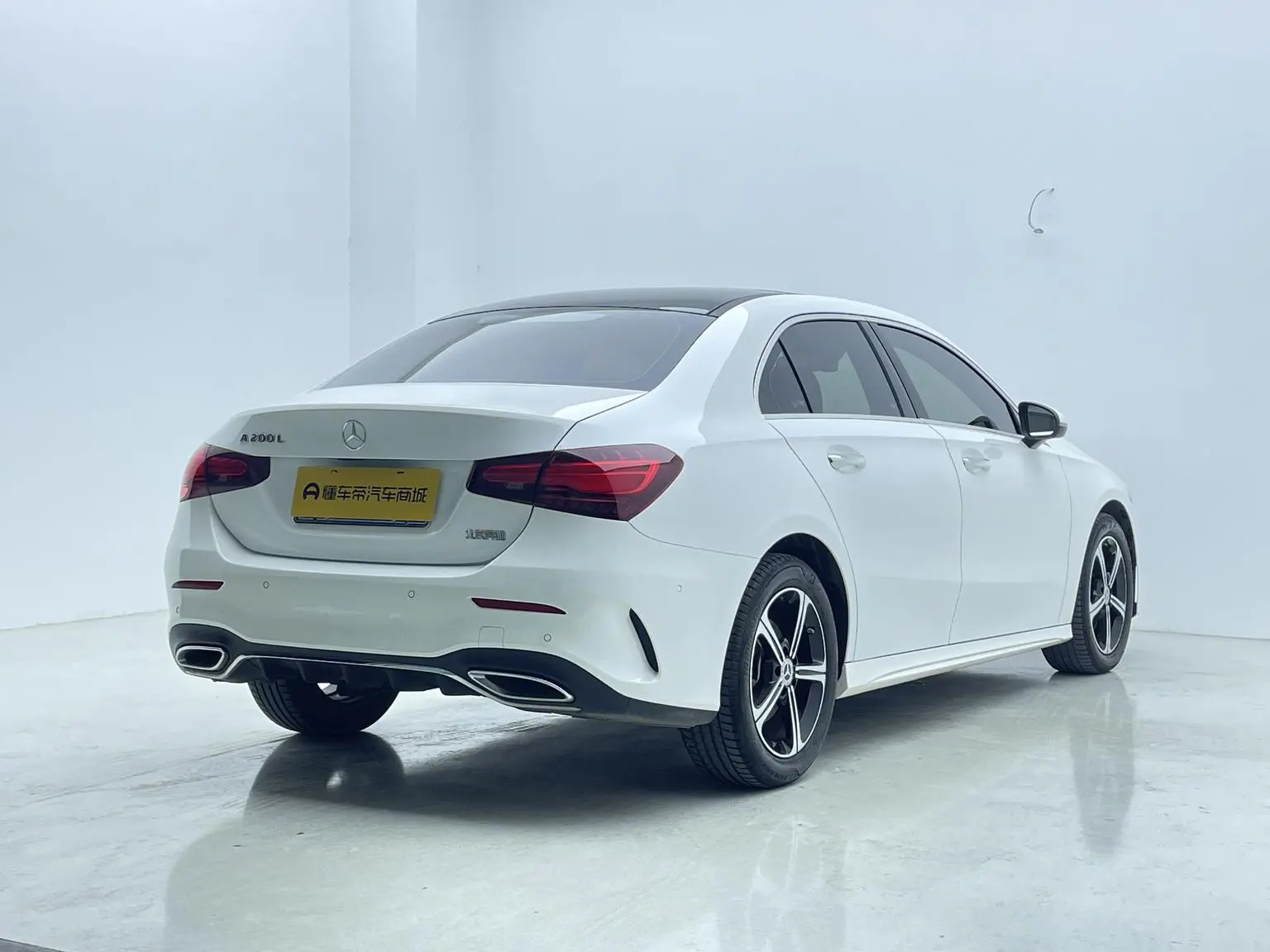 Mercedes-Benz A Class 2024 2nd Facelift A 200 L Fashion