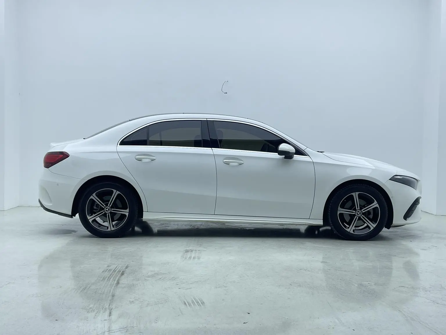 Mercedes-Benz A Class 2024 2nd Facelift A 200 L Fashion